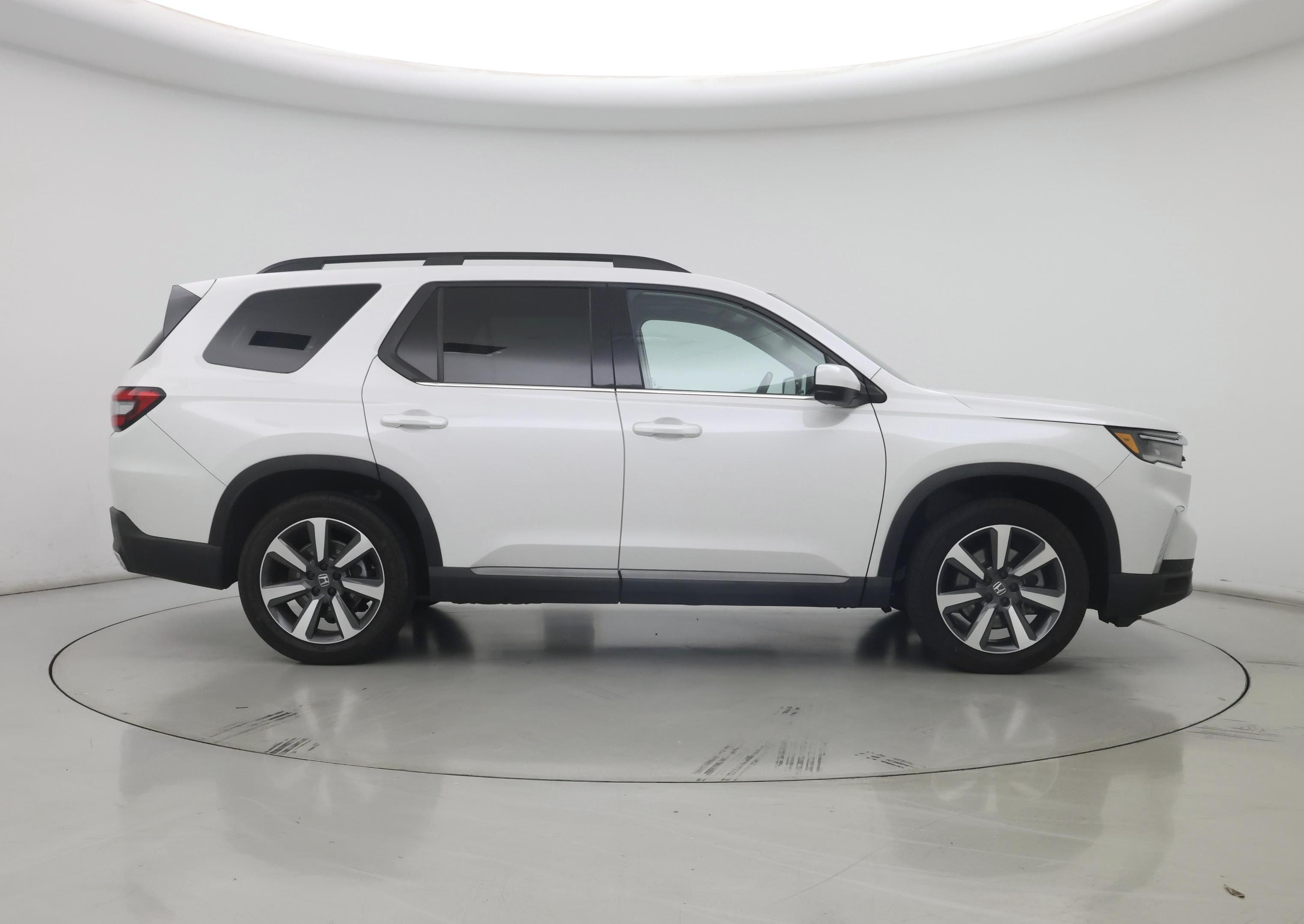 Thumbnail: 2025 Honda Pilot - 7
