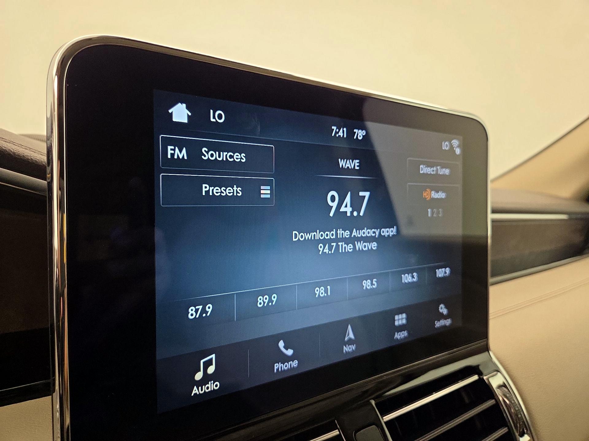 Thumbnail: 2019 Lincoln Navigator L - 15