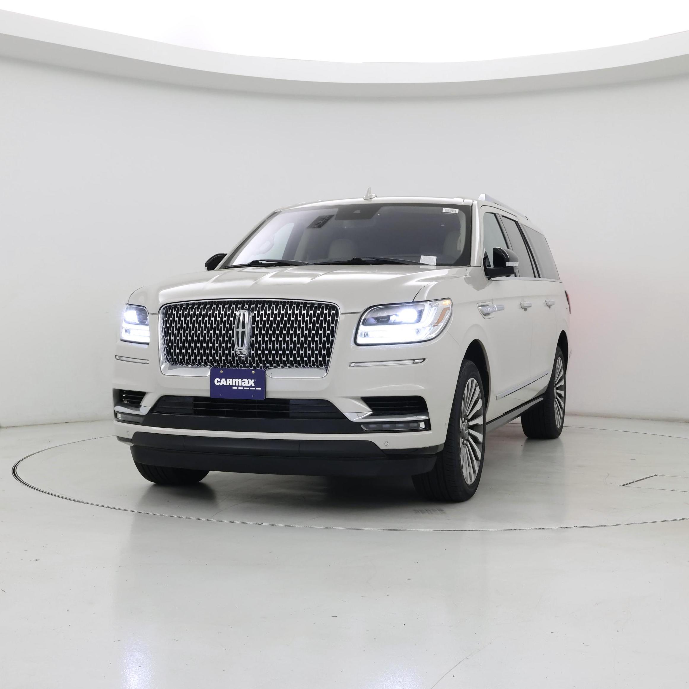 Thumbnail: 2019 Lincoln Navigator L - 4