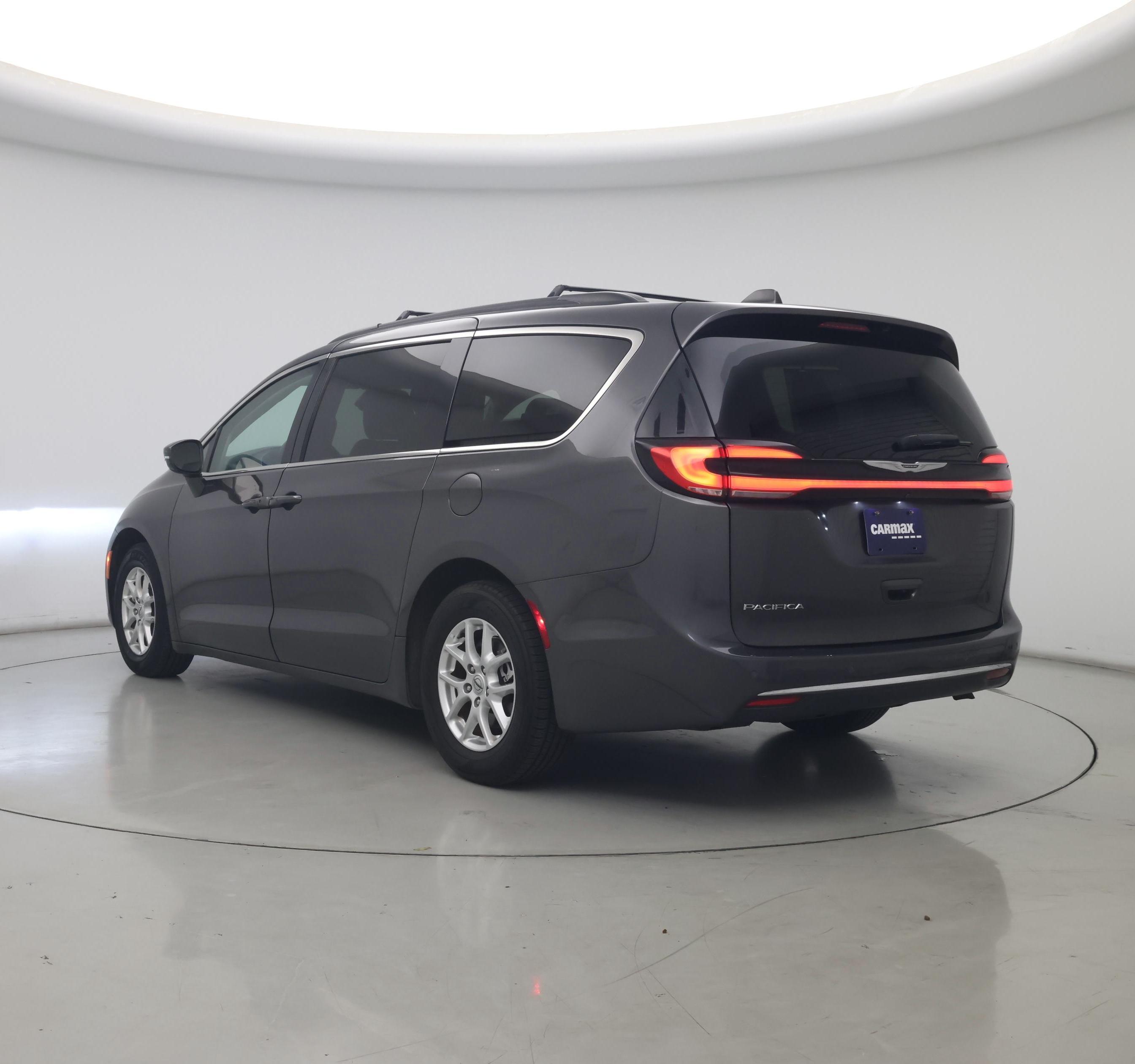 Thumbnail: 2022 Chrysler Pacifica - 2
