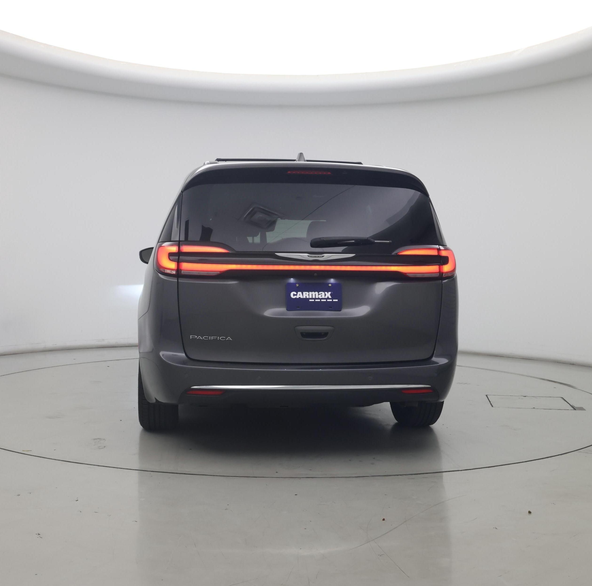Thumbnail: 2022 Chrysler Pacifica - 6