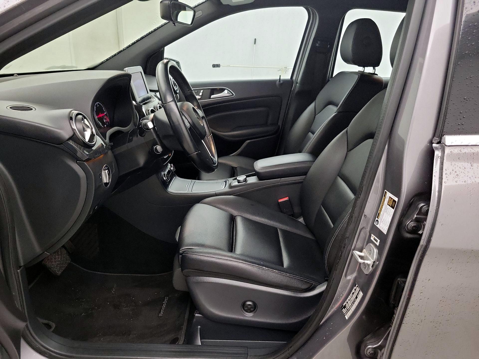 Thumbnail: 2017 Mercedes-Benz B-Class - 11