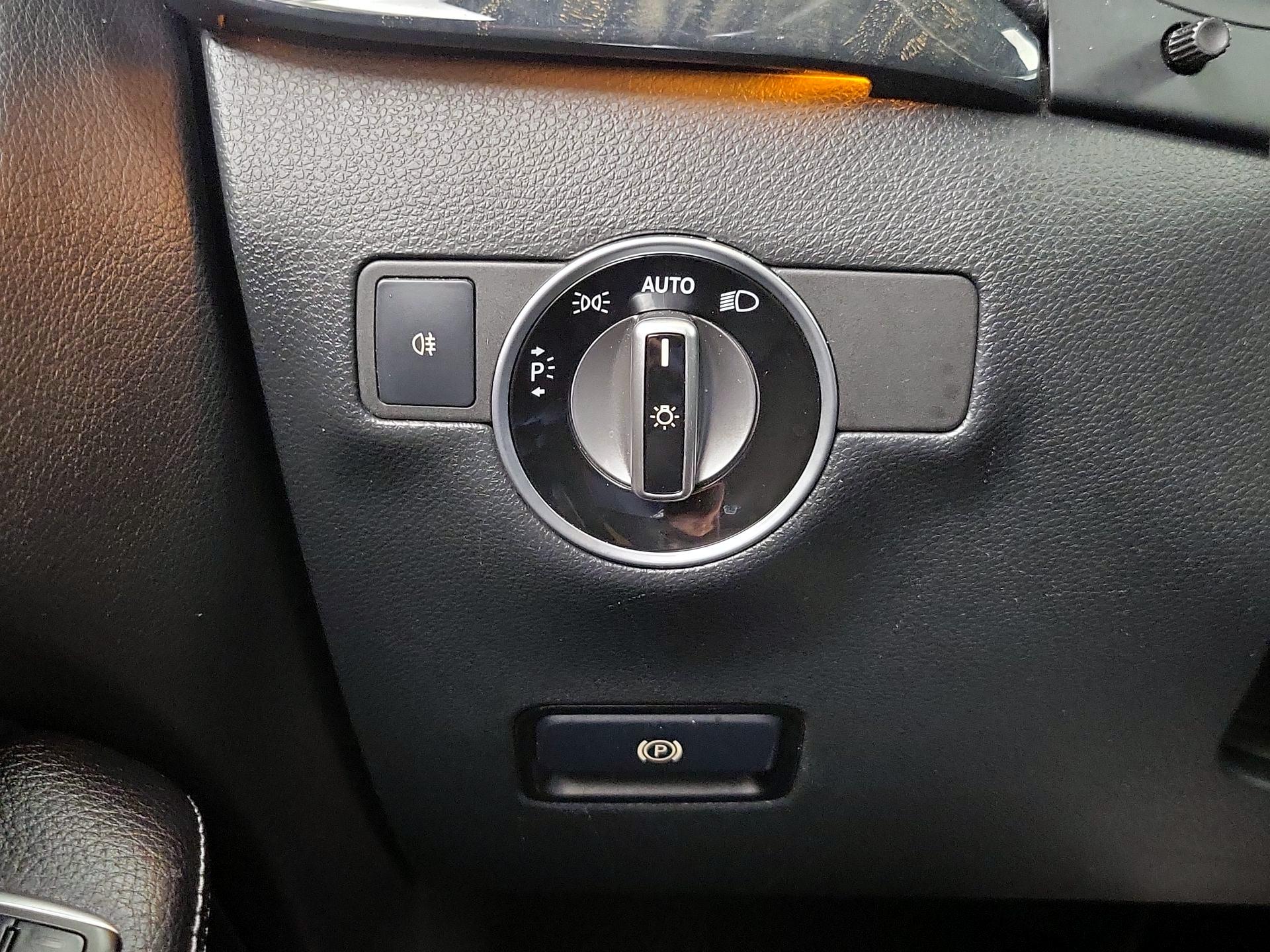 Thumbnail: 2017 Mercedes-Benz B-Class - 13