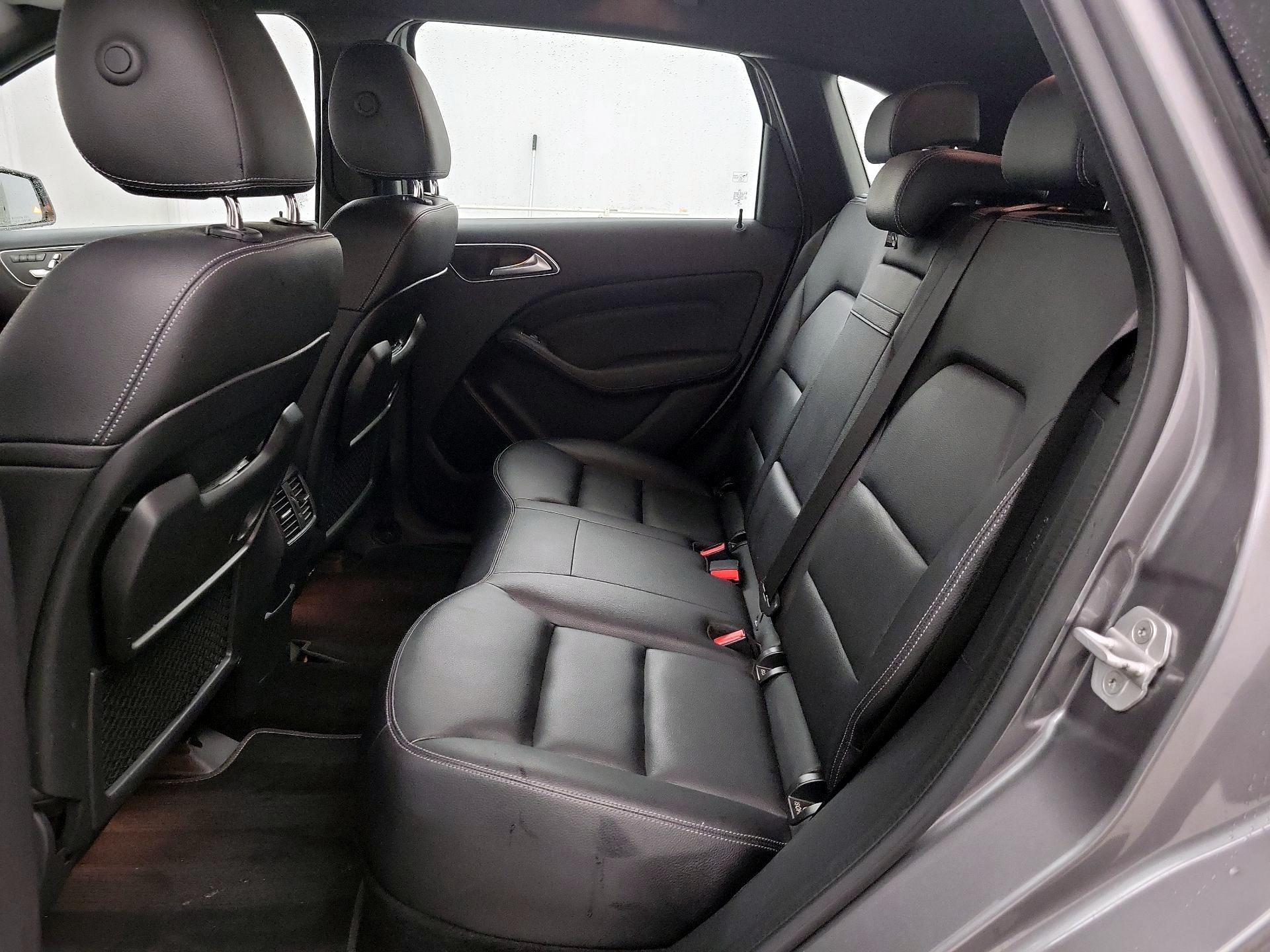 Thumbnail: 2017 Mercedes-Benz B-Class - 19