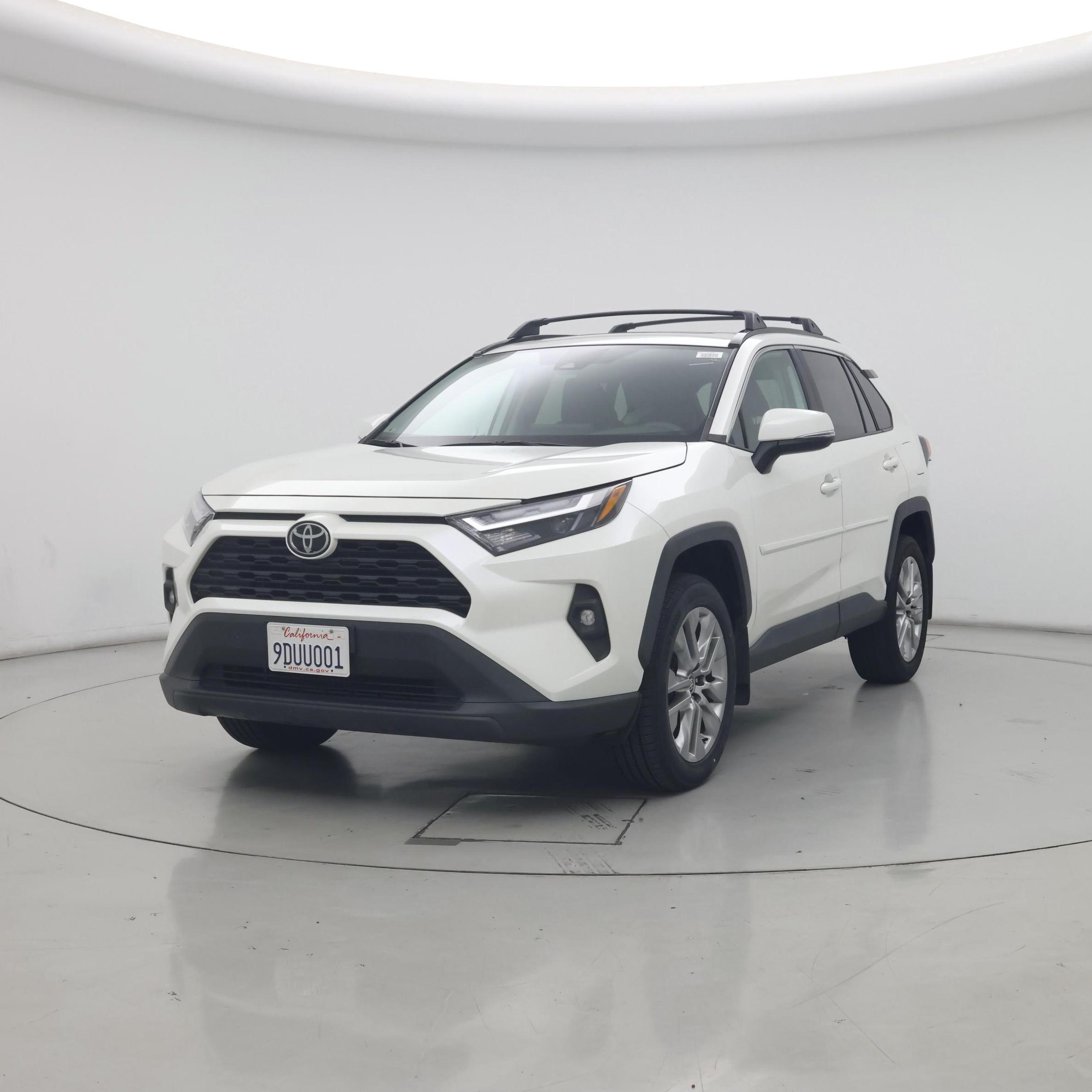 Thumbnail: 2022 Toyota RAV4 - 4