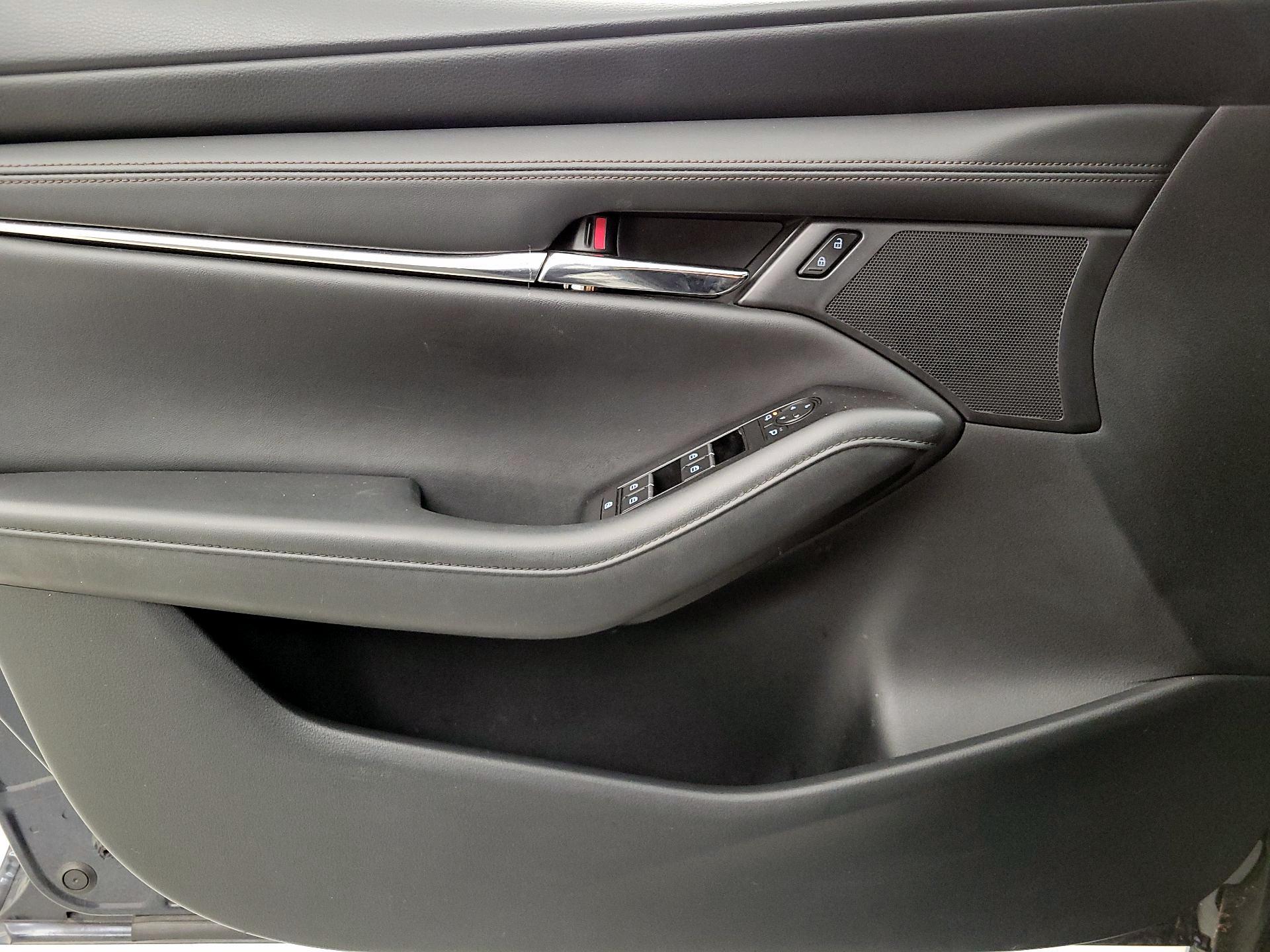 Thumbnail: 2023 Mazda Mazda3 - 12