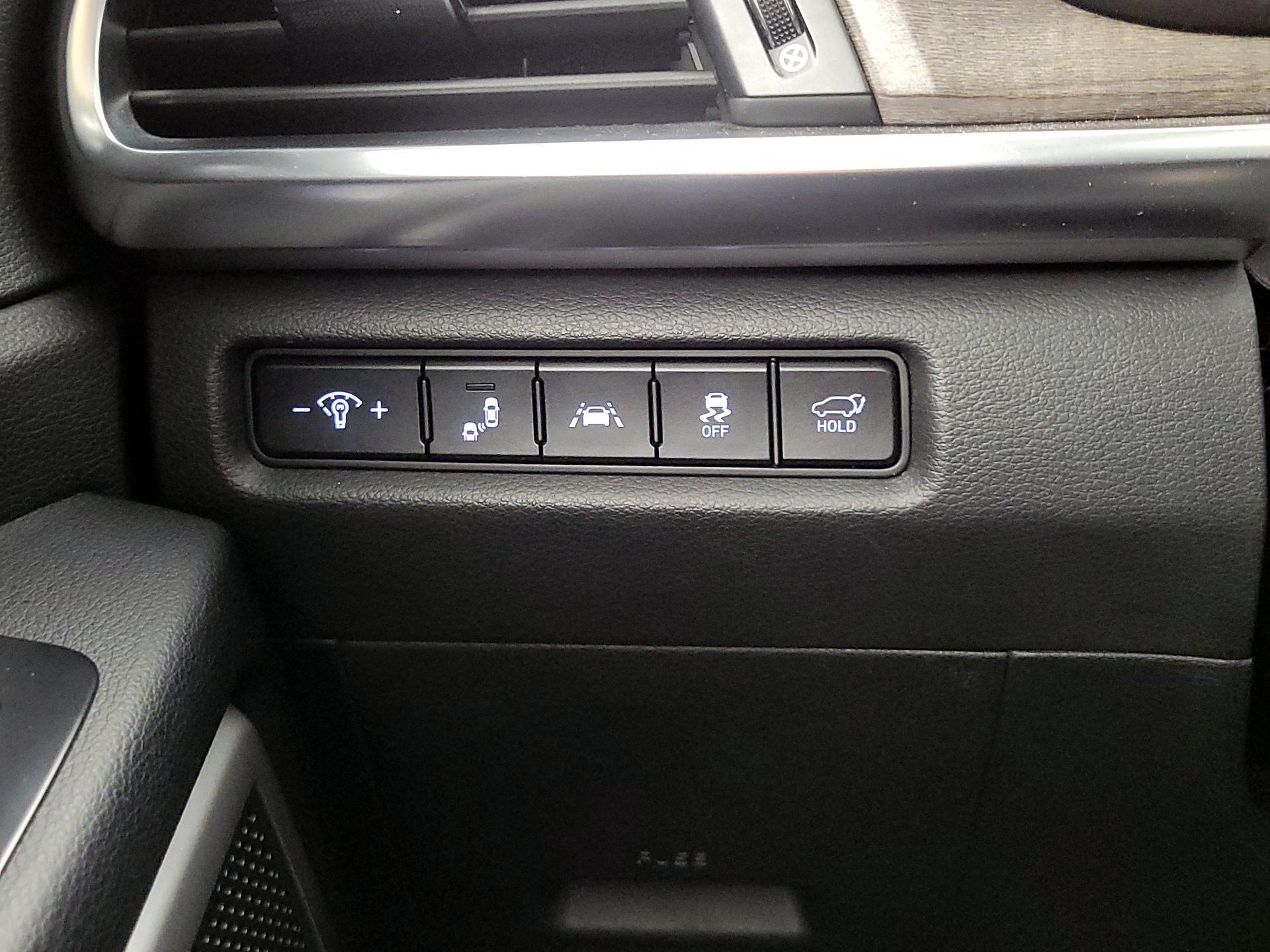 Thumbnail: 2021 Kia Telluride - 13