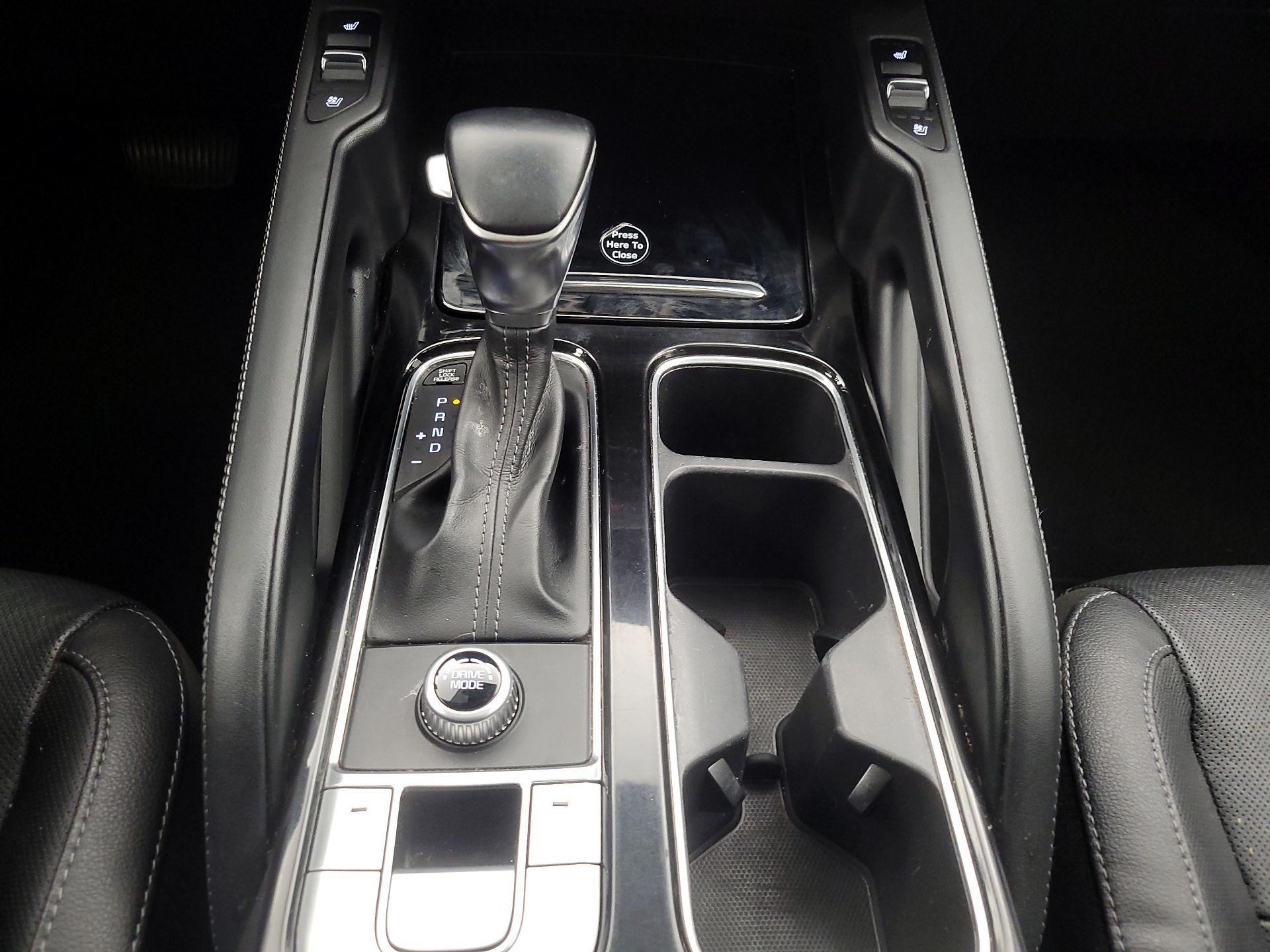 Thumbnail: 2021 Kia Telluride - 18