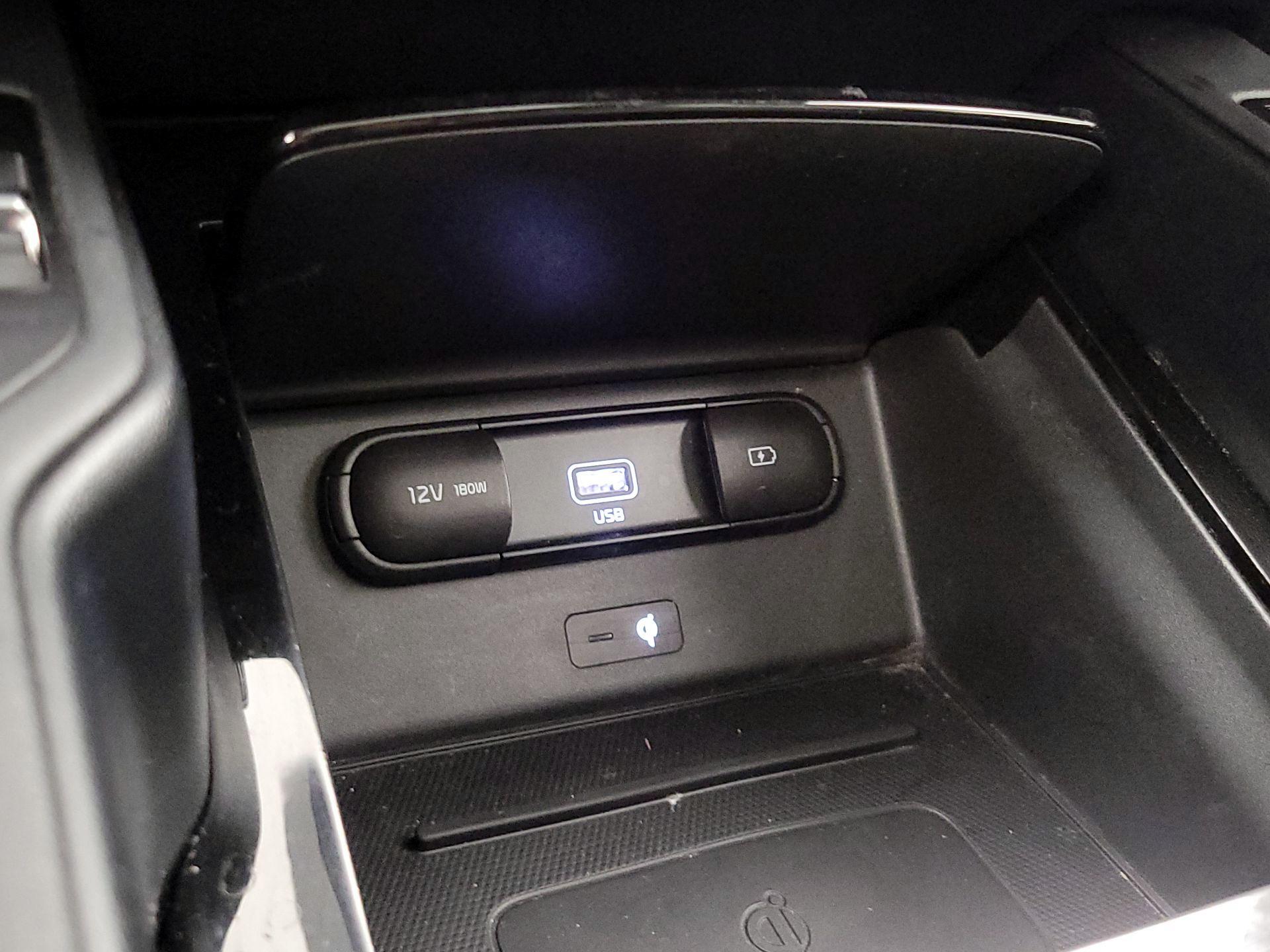 Thumbnail: 2021 Kia Telluride - 19