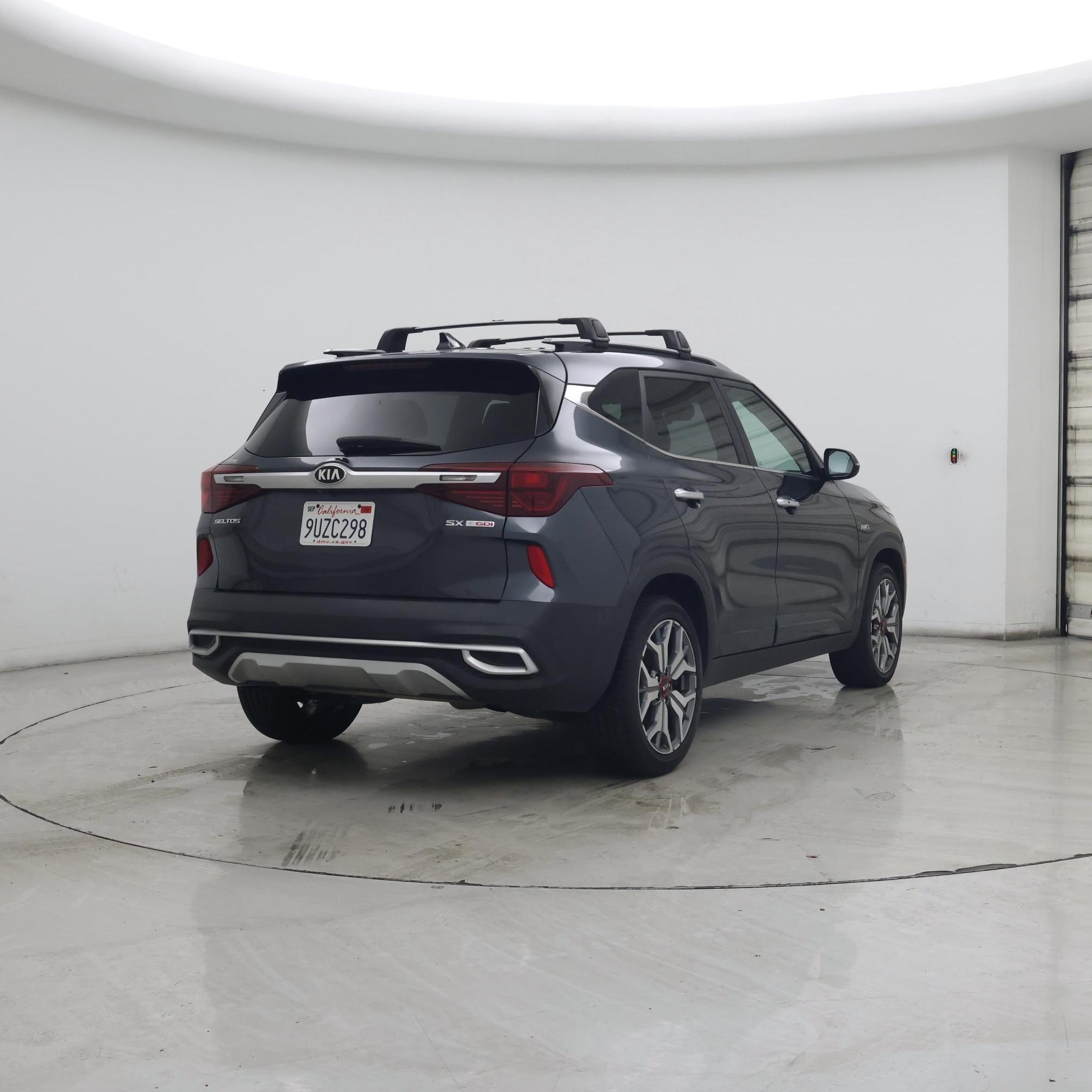 Thumbnail: 2021 Kia Seltos - 8