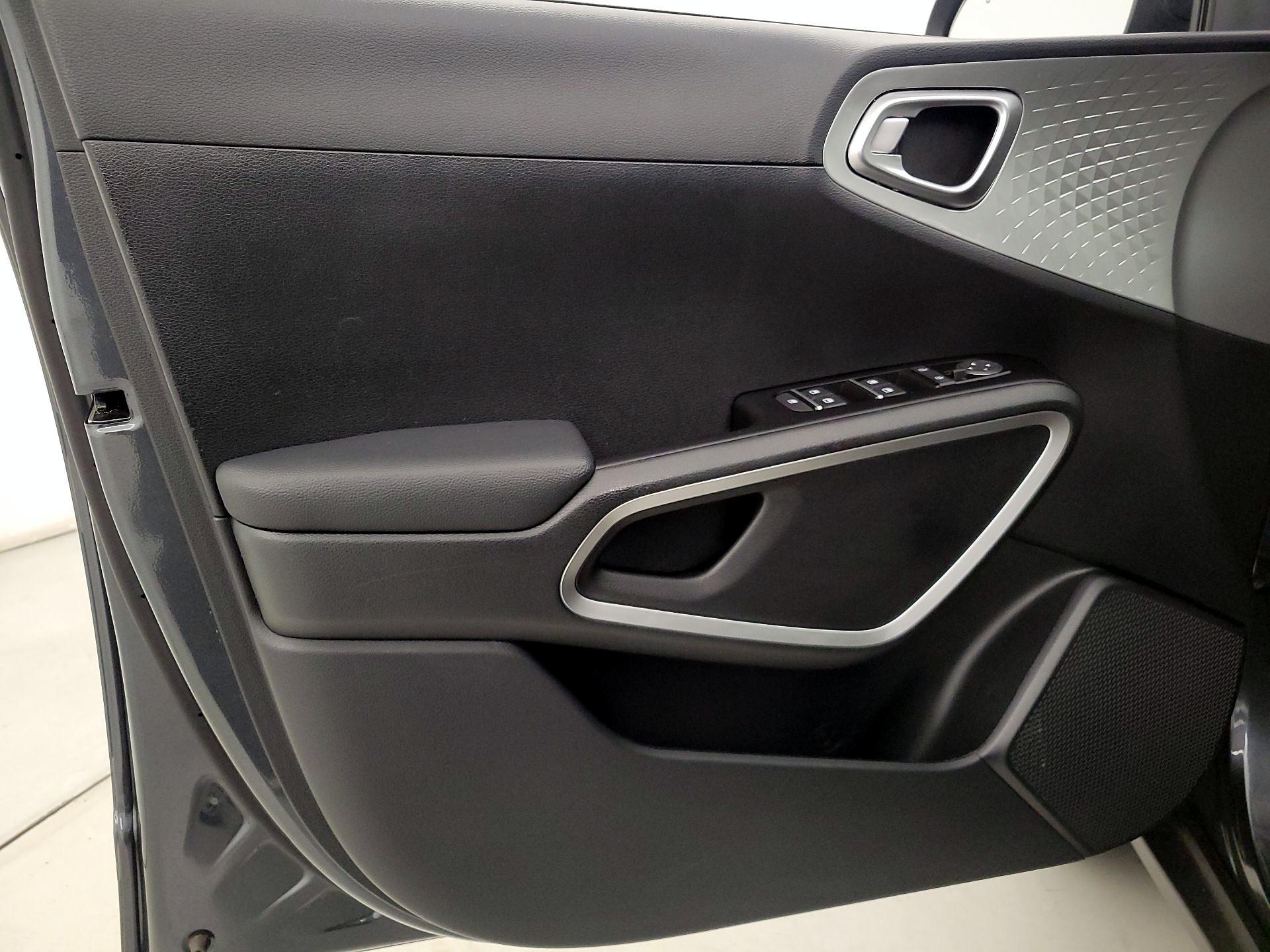 Thumbnail: 2024 Kia Soul - 12