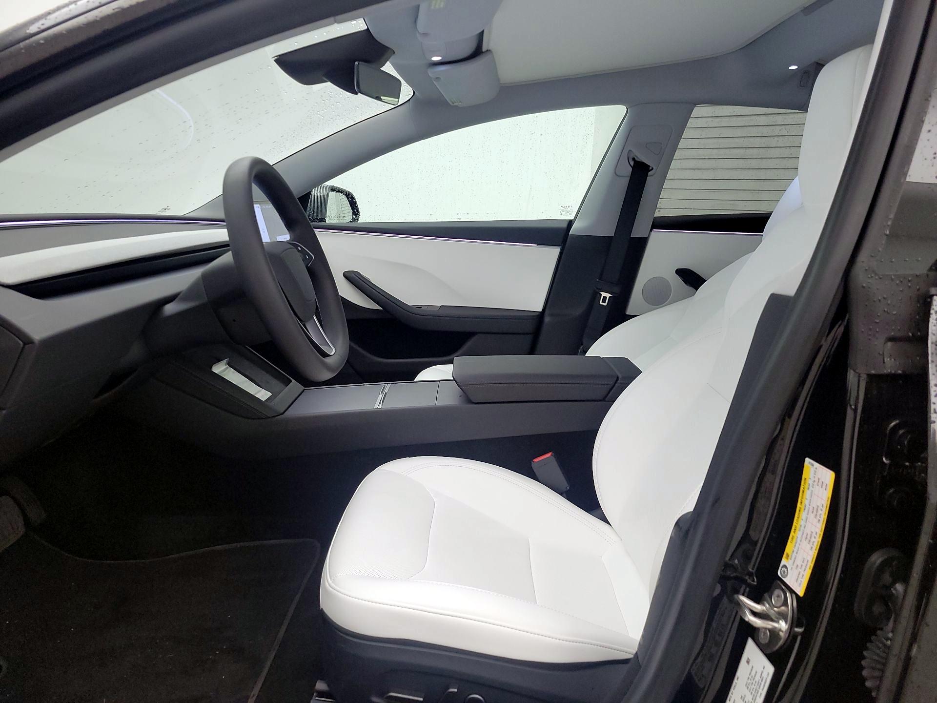 Thumbnail: 2024 Tesla Model 3 - 11