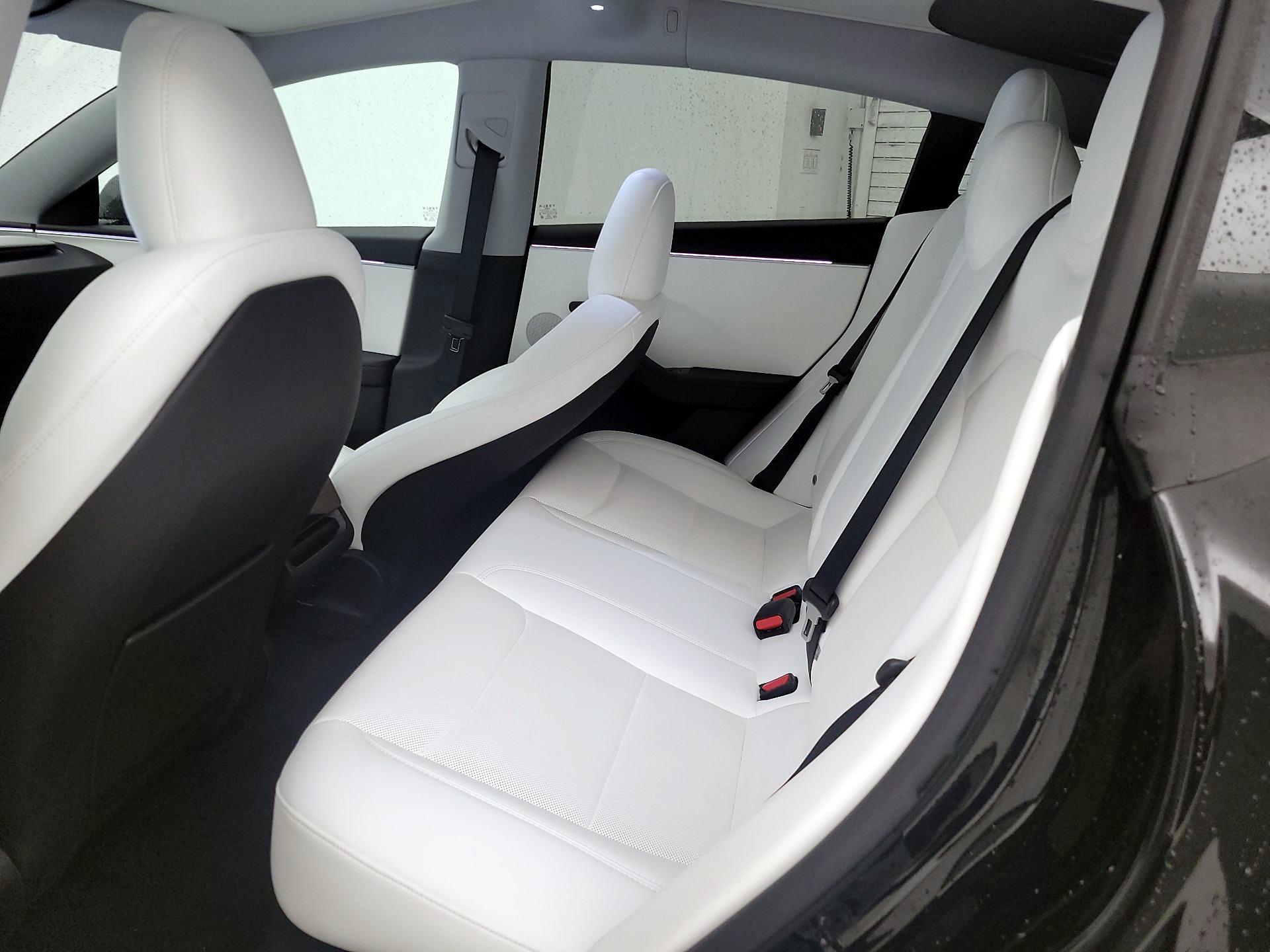 Thumbnail: 2024 Tesla Model 3 - 17