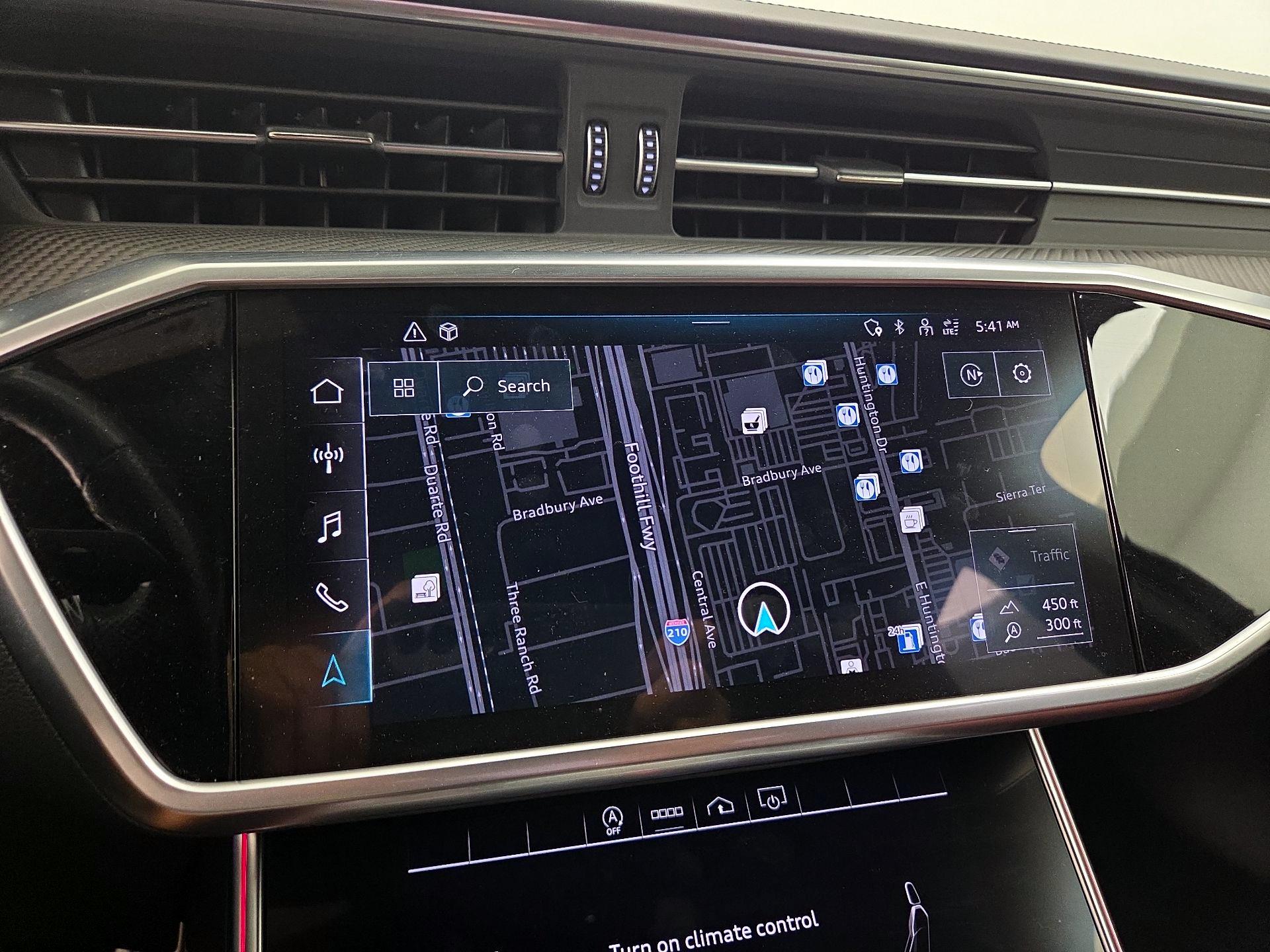 Thumbnail: 2023 Audi S6 - 14