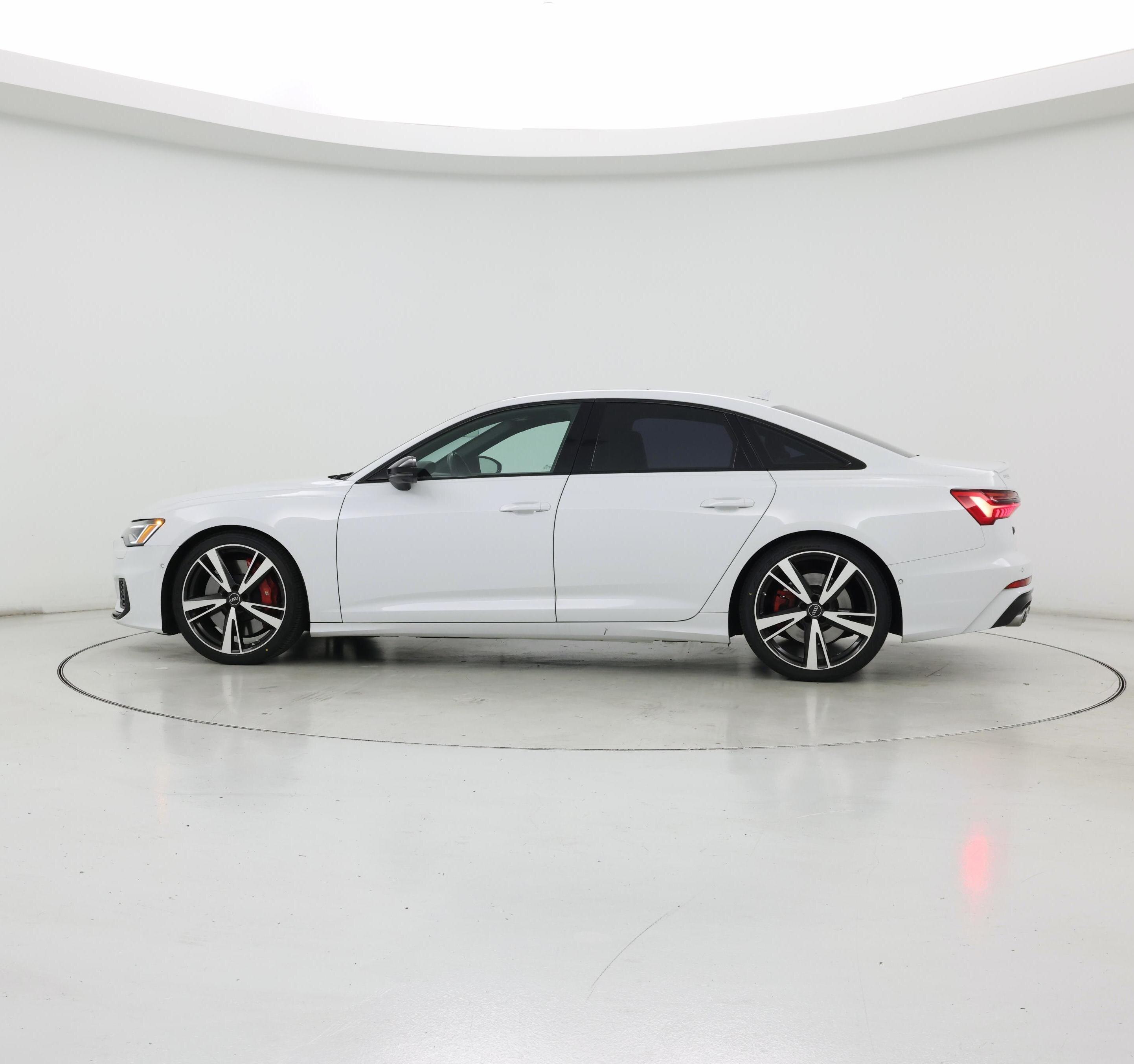 Thumbnail: 2023 Audi S6 - 3