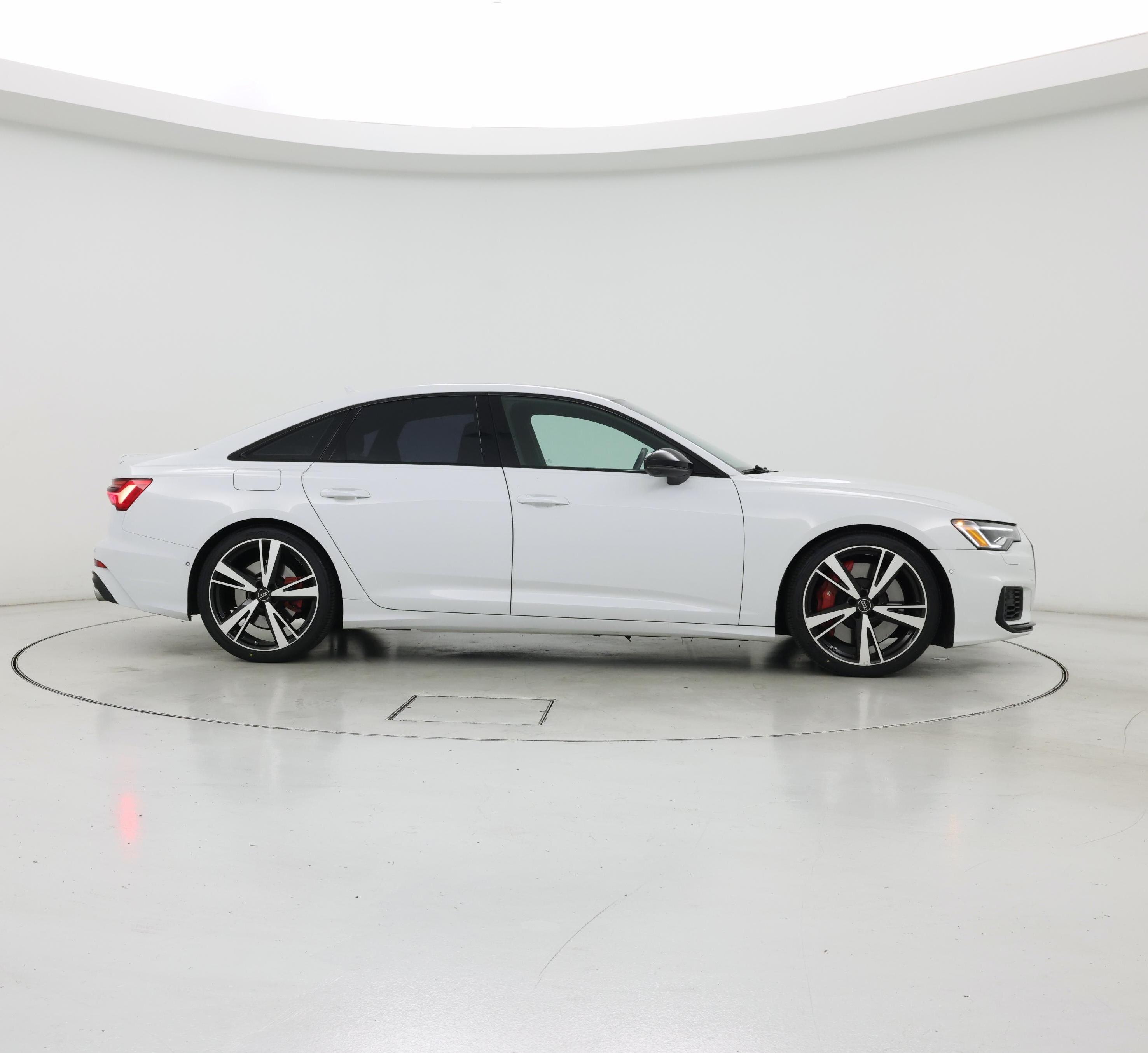 Thumbnail: 2023 Audi S6 - 7