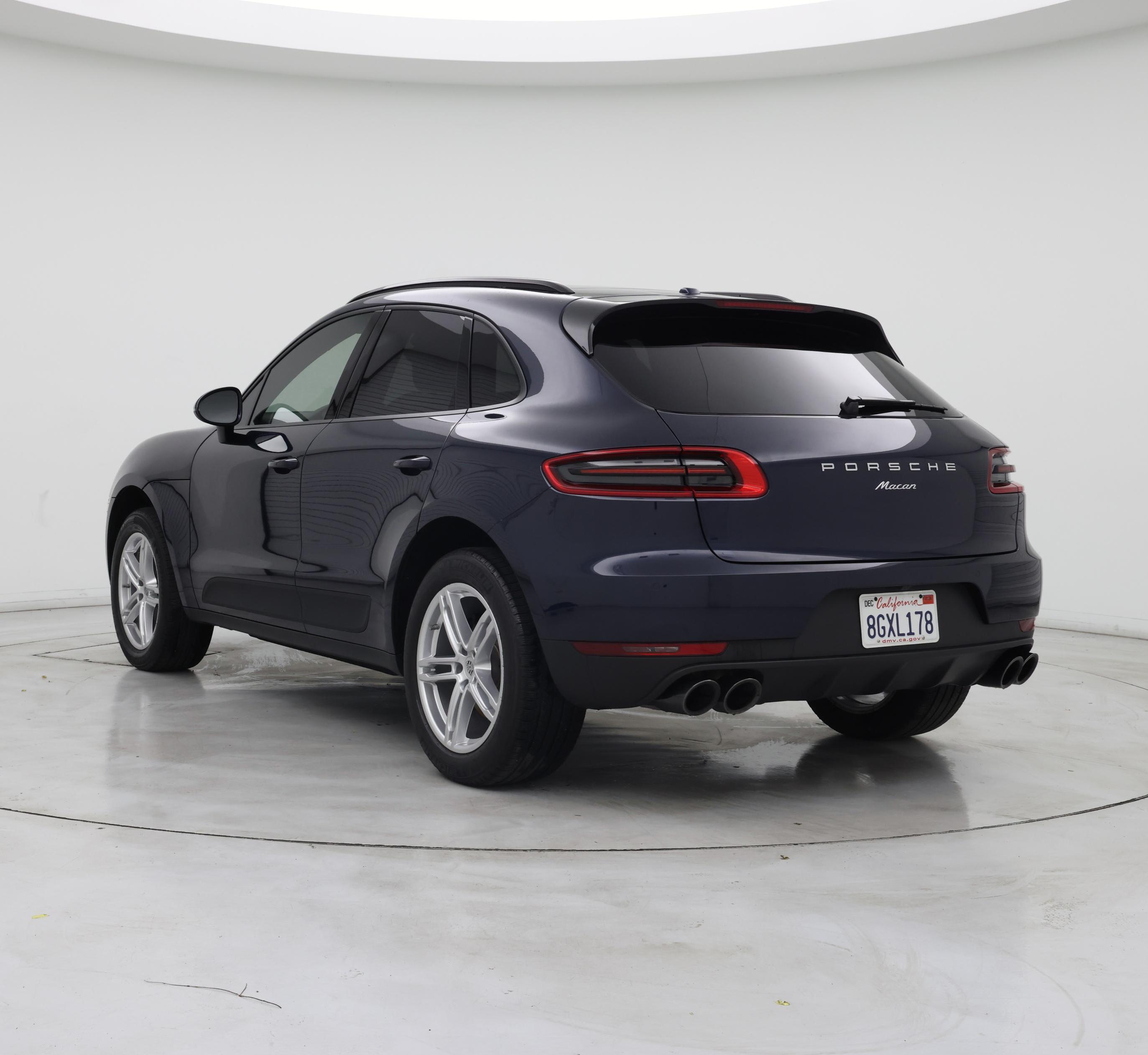 Thumbnail: 2018 Porsche Macan - 2