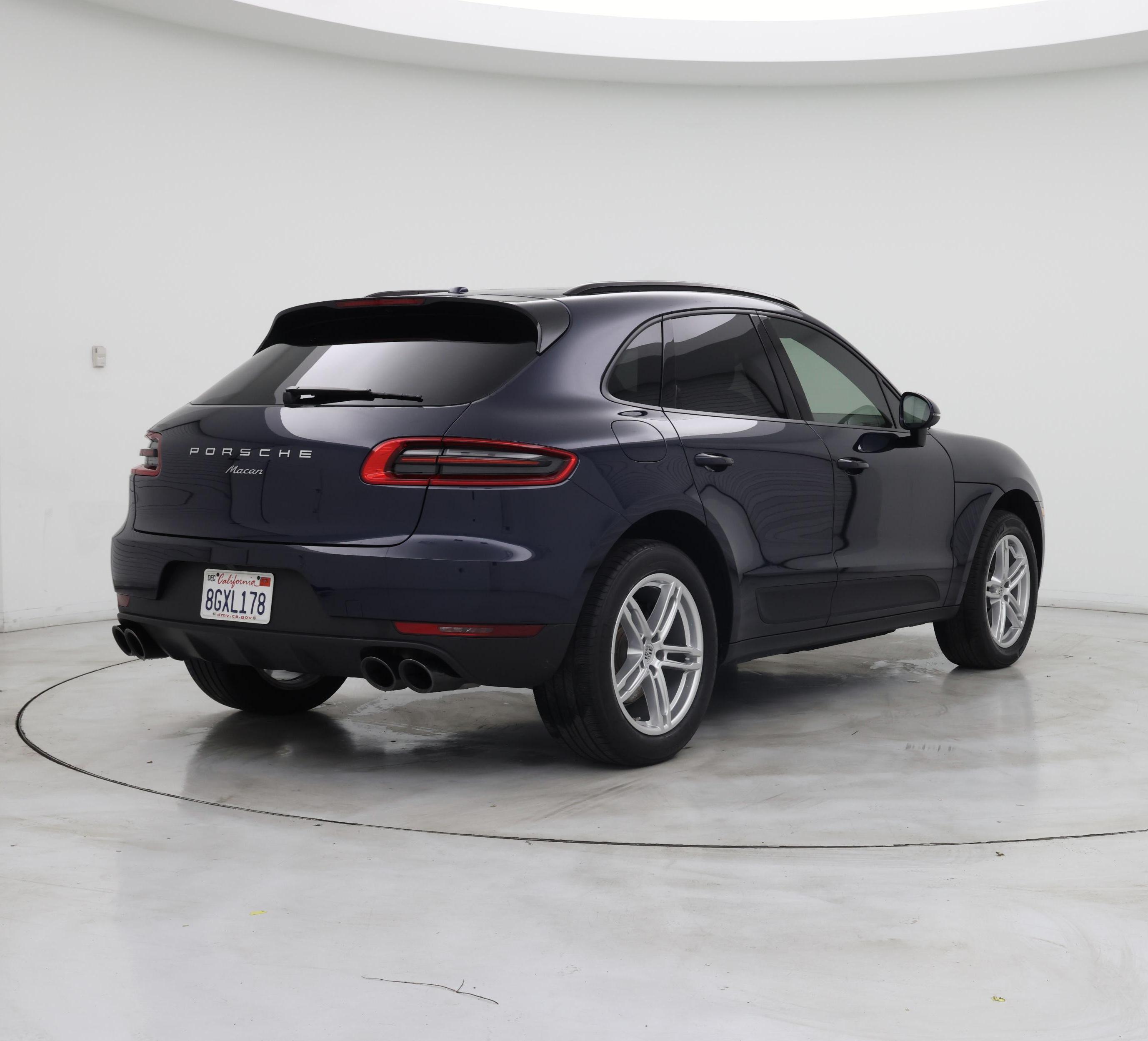 Thumbnail: 2018 Porsche Macan - 8