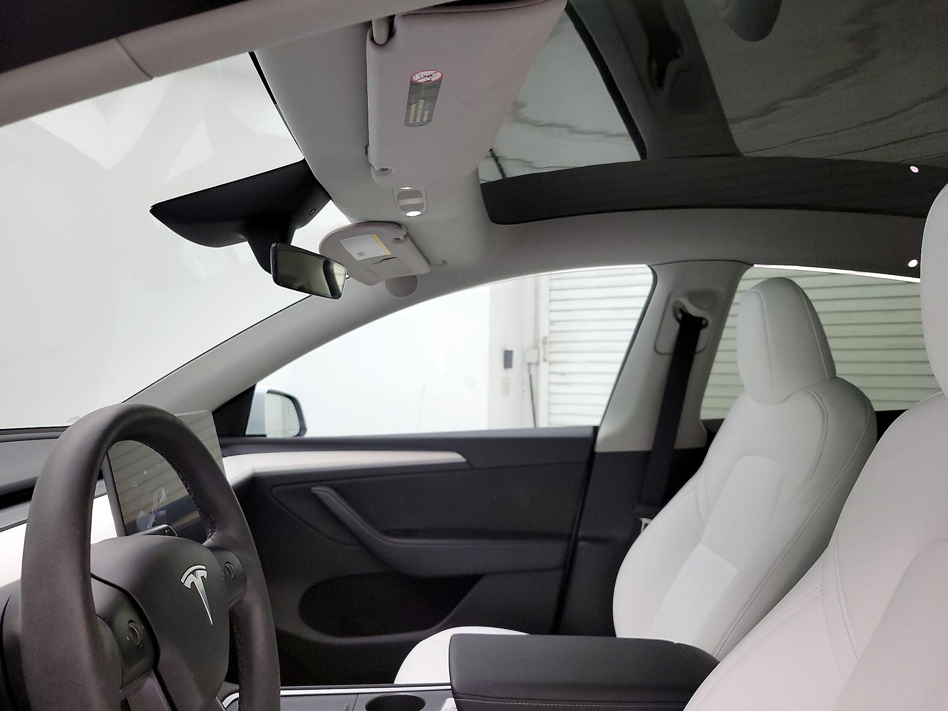 Thumbnail: 2023 Tesla Model Y - 19