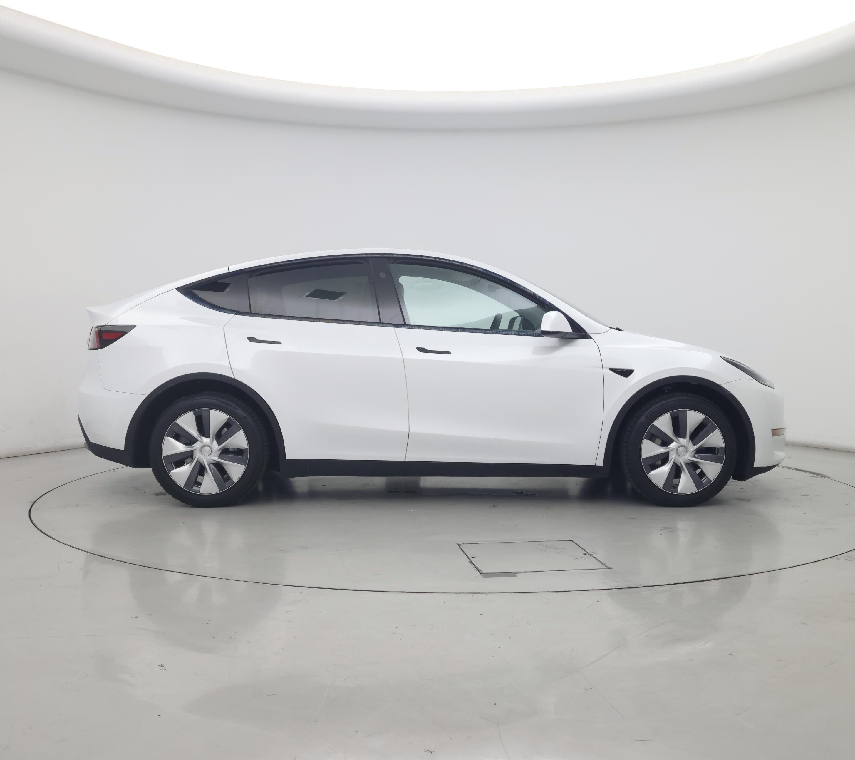 Thumbnail: 2023 Tesla Model Y - 7