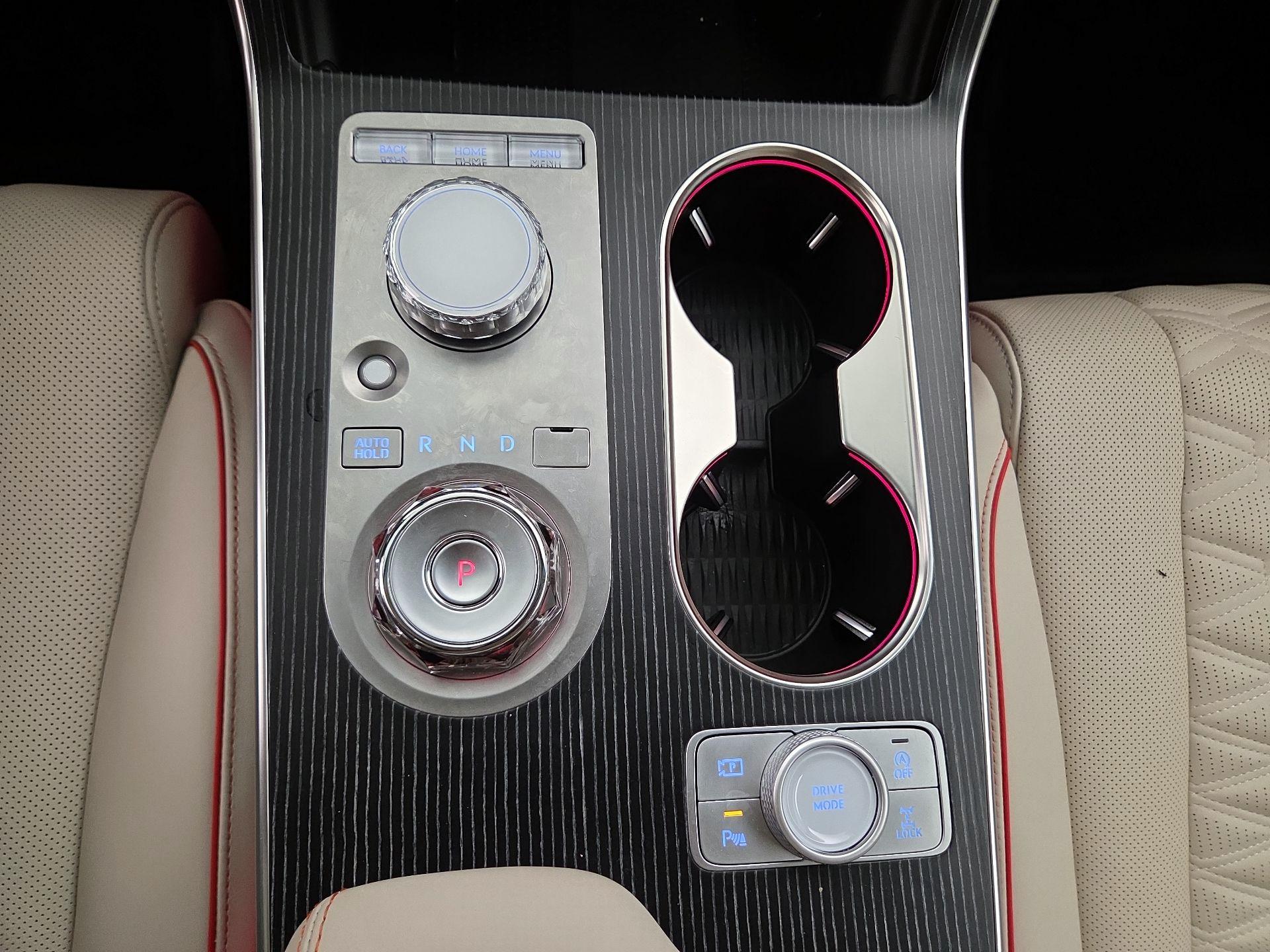 Thumbnail: 2025 Genesis GV80 - 18