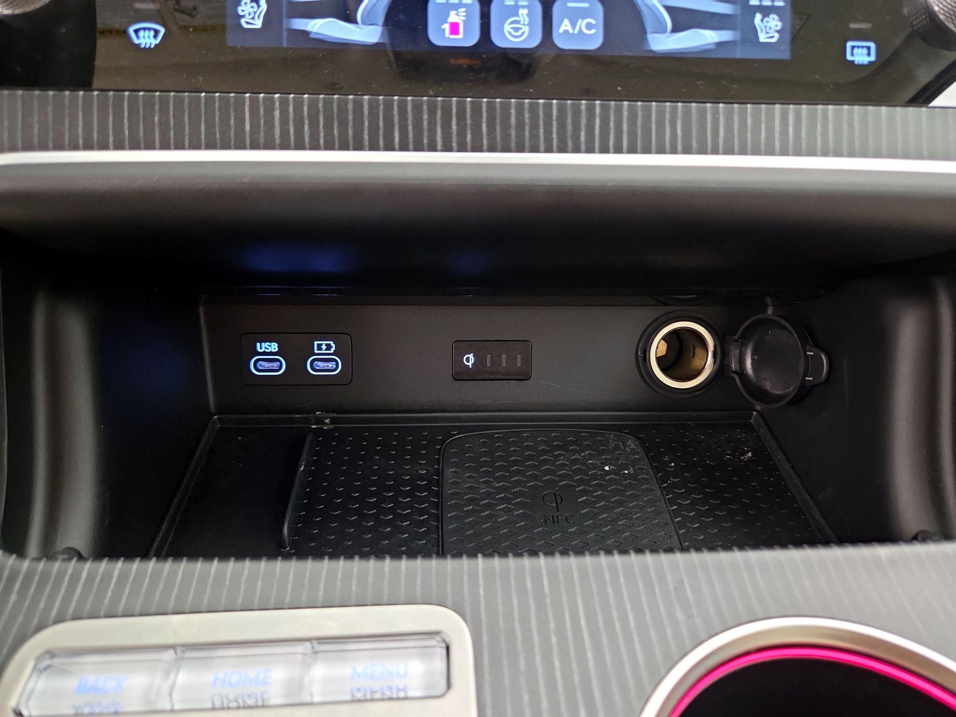 Thumbnail: 2025 Genesis GV80 - 19