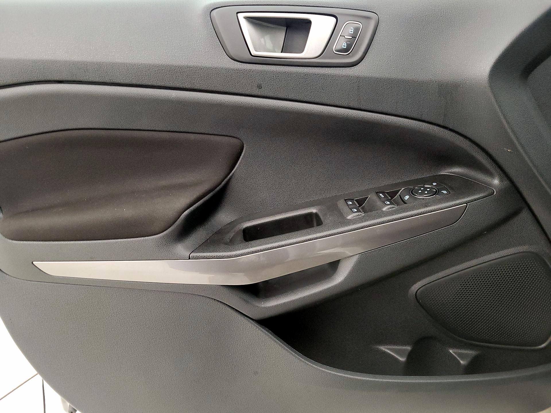 Thumbnail: 2022 Ford EcoSport - 12