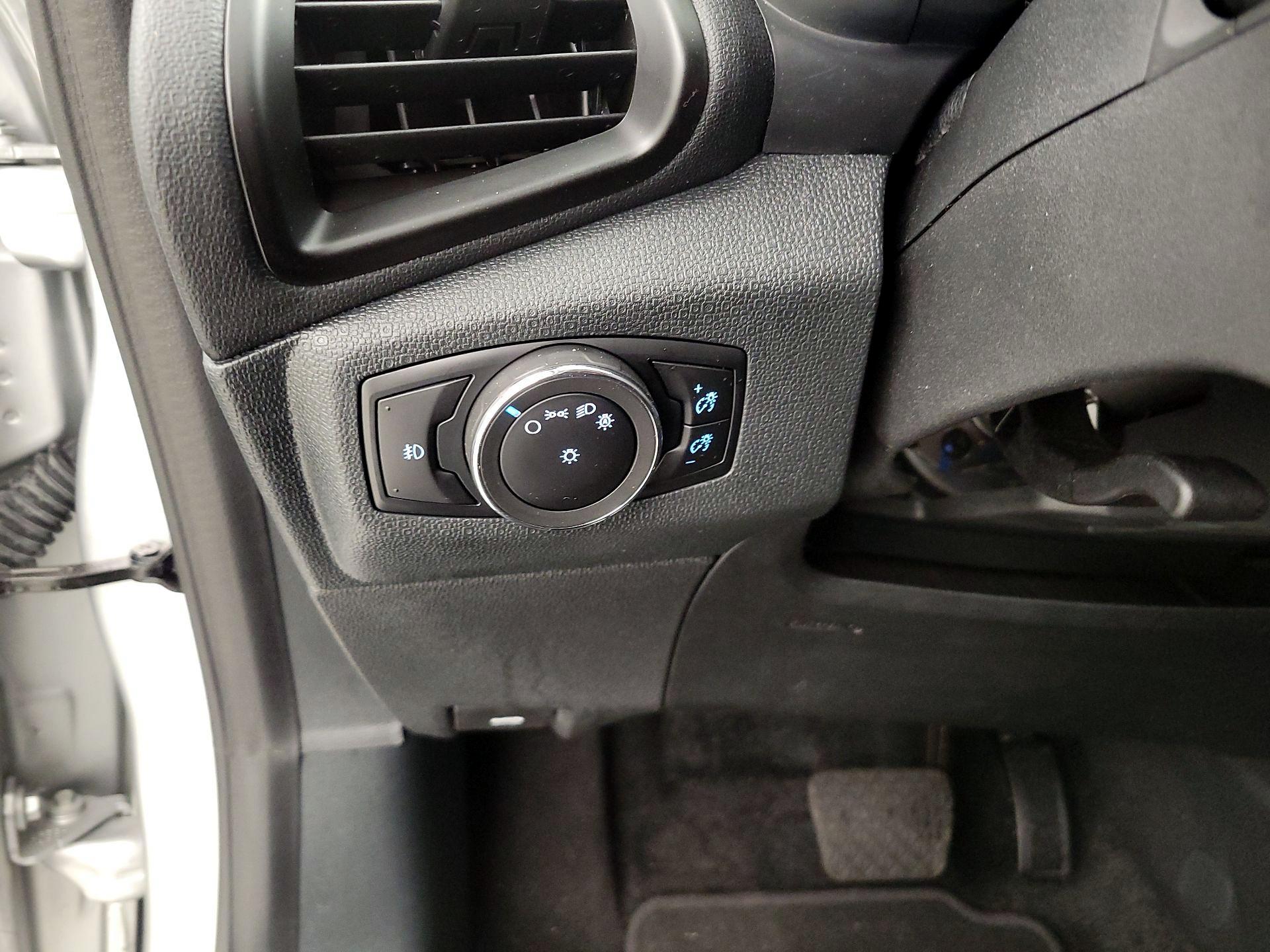 Thumbnail: 2022 Ford EcoSport - 14