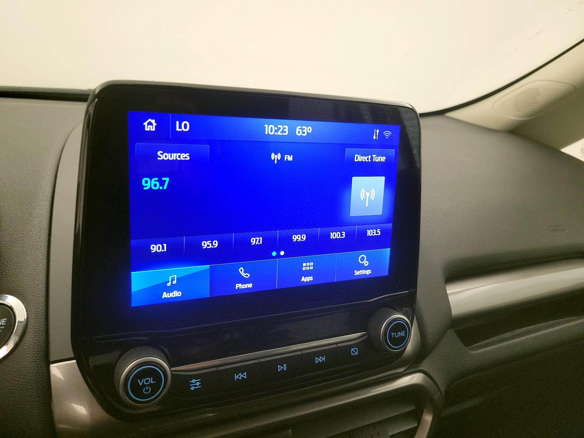 Thumbnail: 2022 Ford EcoSport - 16