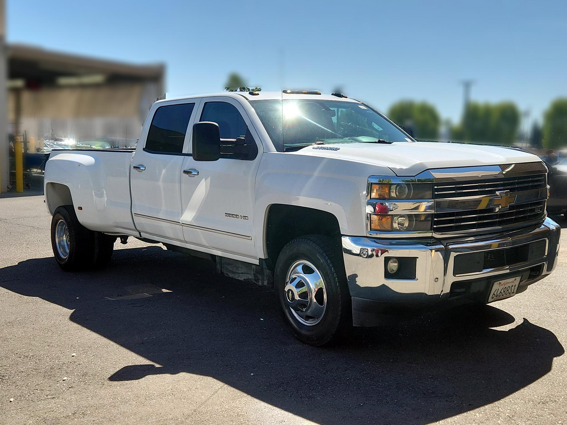 Thumbnail: 2015 Chevrolet Silverado 3500 - 1