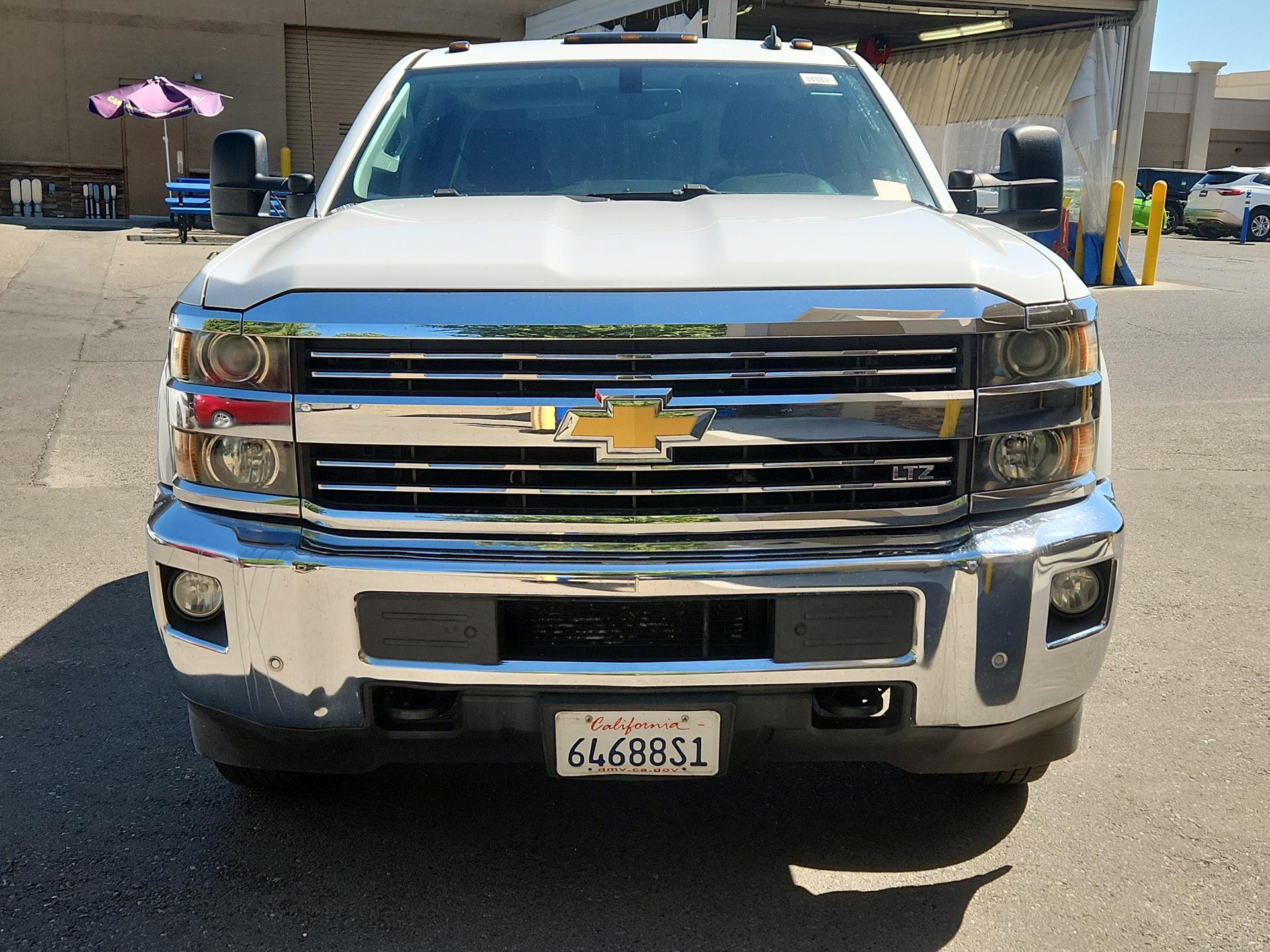 Thumbnail: 2015 Chevrolet Silverado 3500 - 2