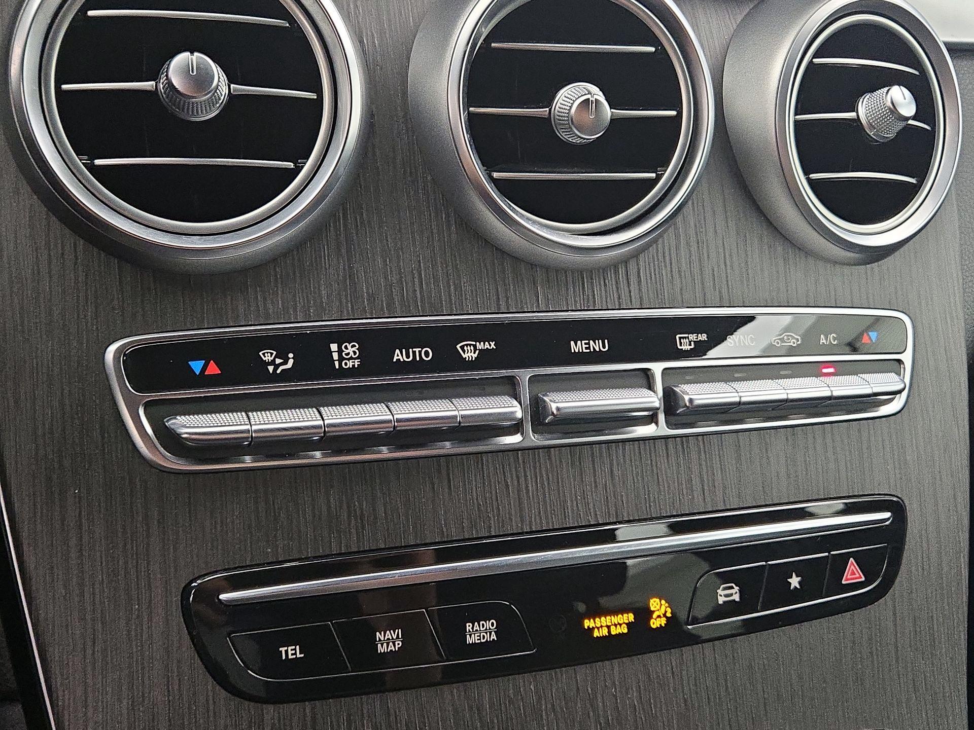 Thumbnail: 2020 Mercedes-Benz GLC - 16