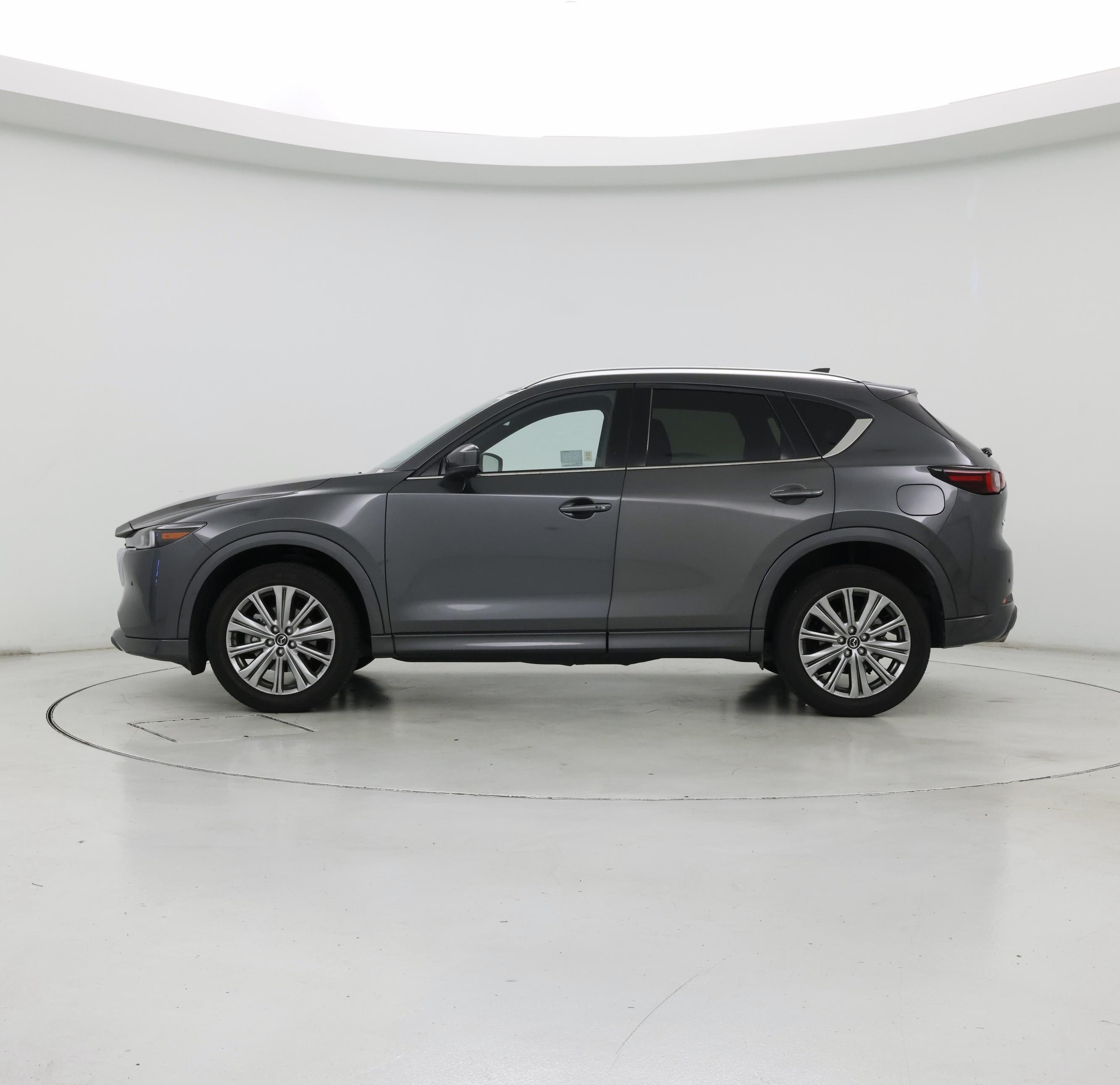 Thumbnail: 2022 Mazda CX-5 - 3