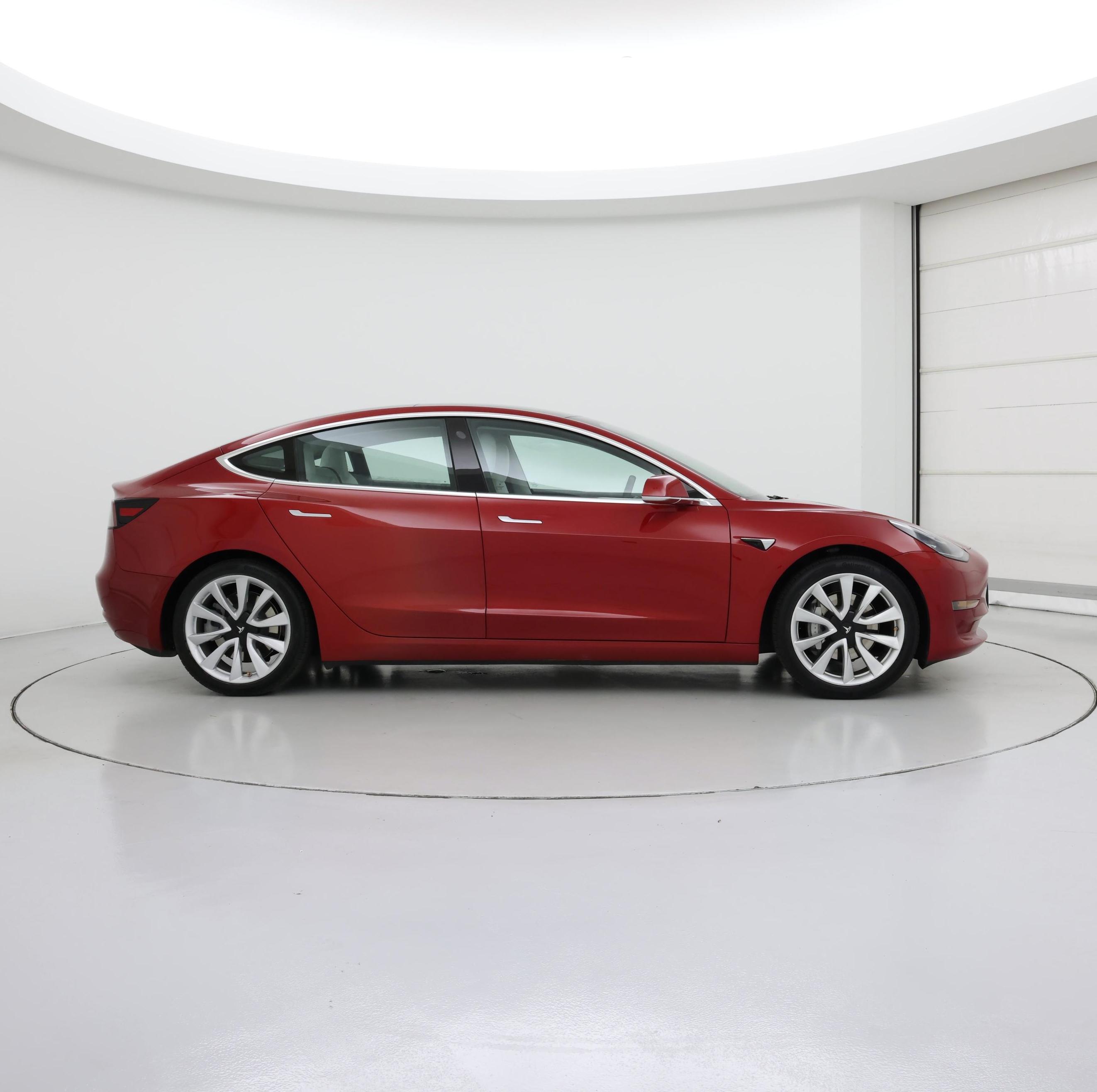 Thumbnail: 2020 Tesla Model 3 - 7