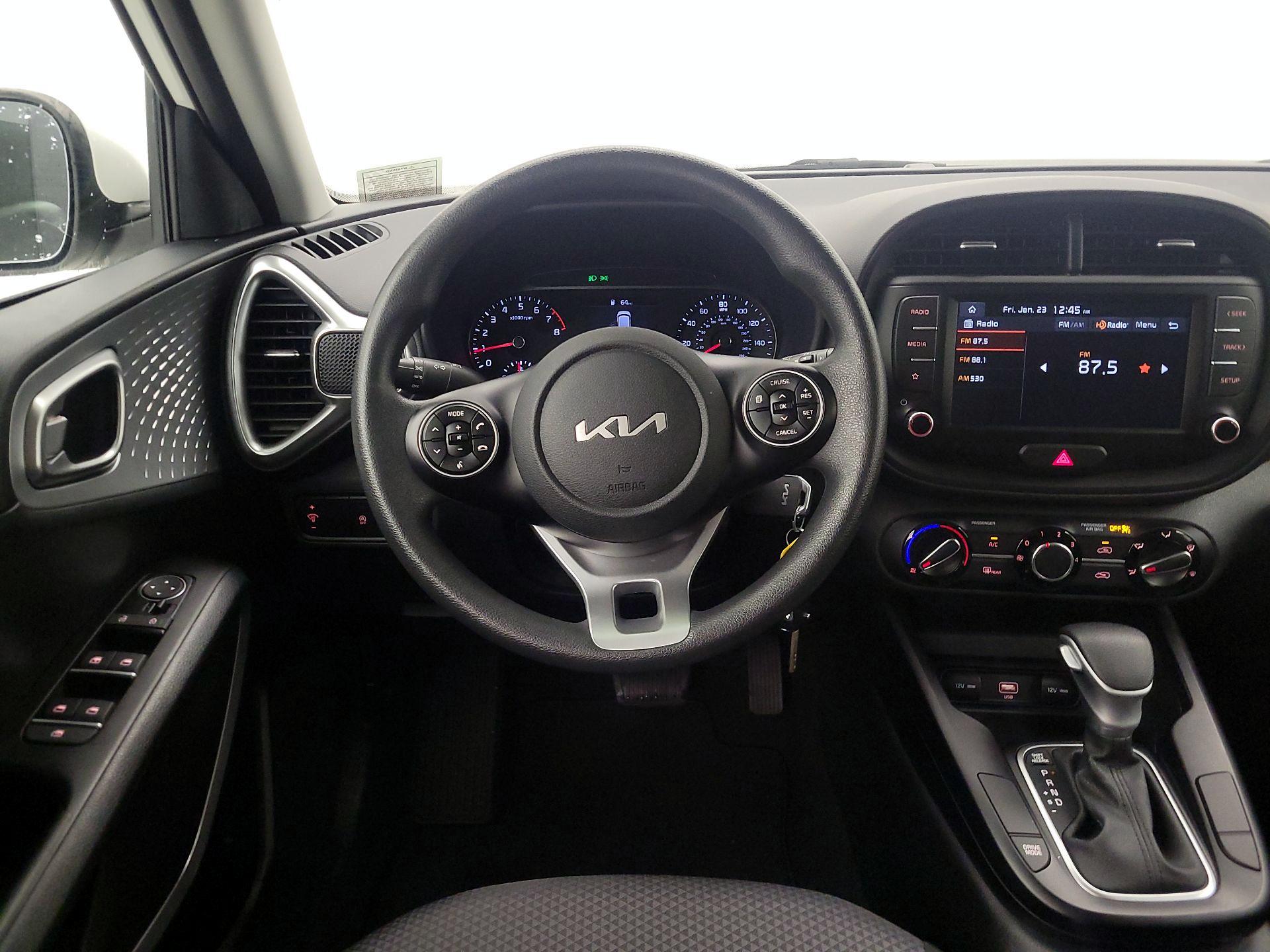 Thumbnail: 2022 Kia Soul - 10