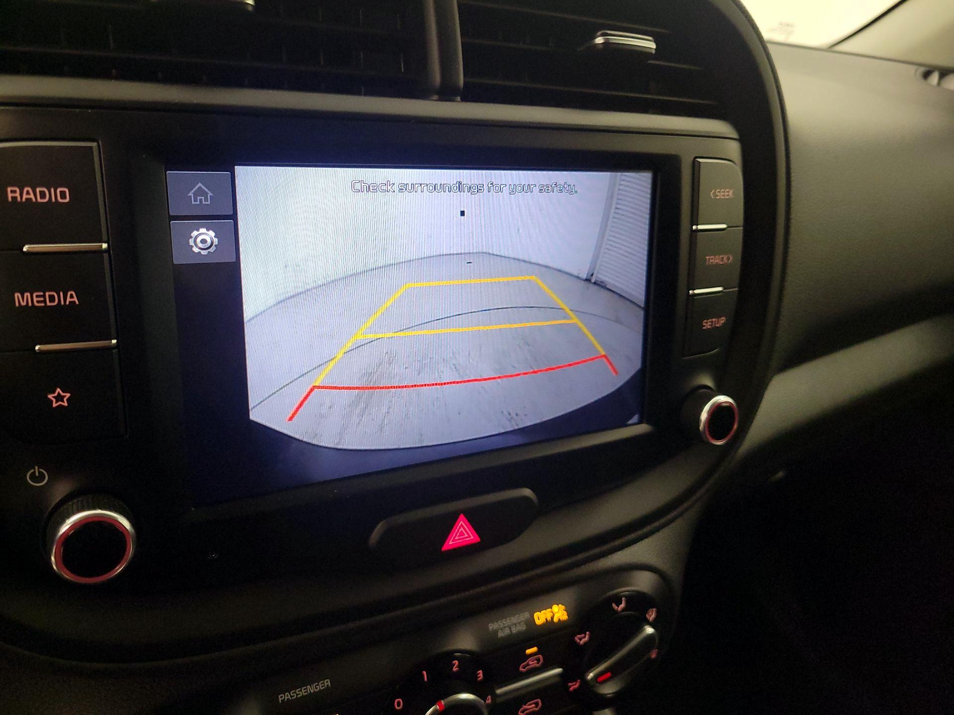 Thumbnail: 2022 Kia Soul - 14