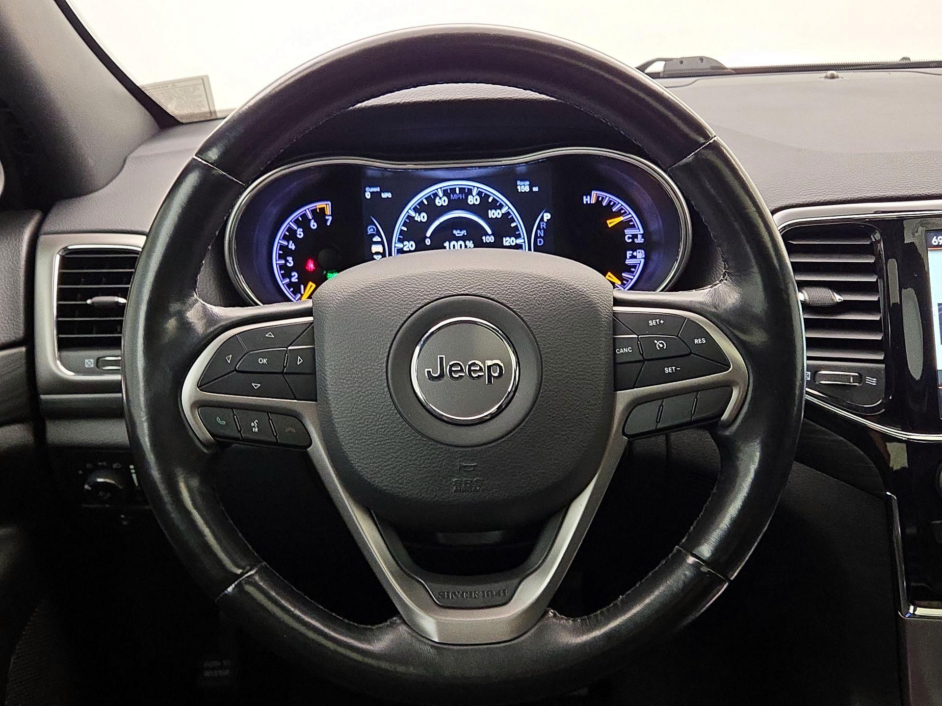 Thumbnail: 2020 Jeep Grand Cherokee - 10