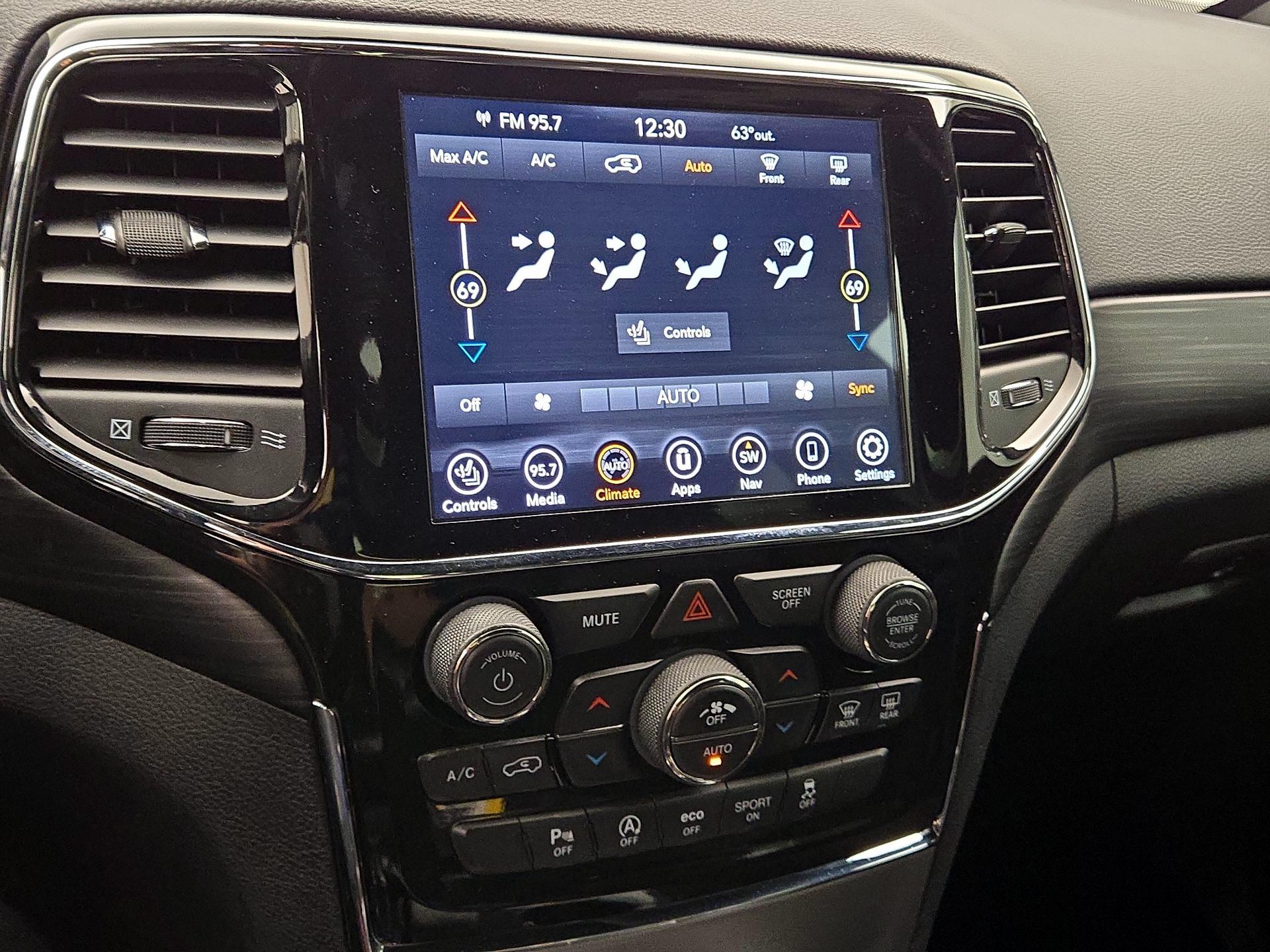 Thumbnail: 2020 Jeep Grand Cherokee - 17