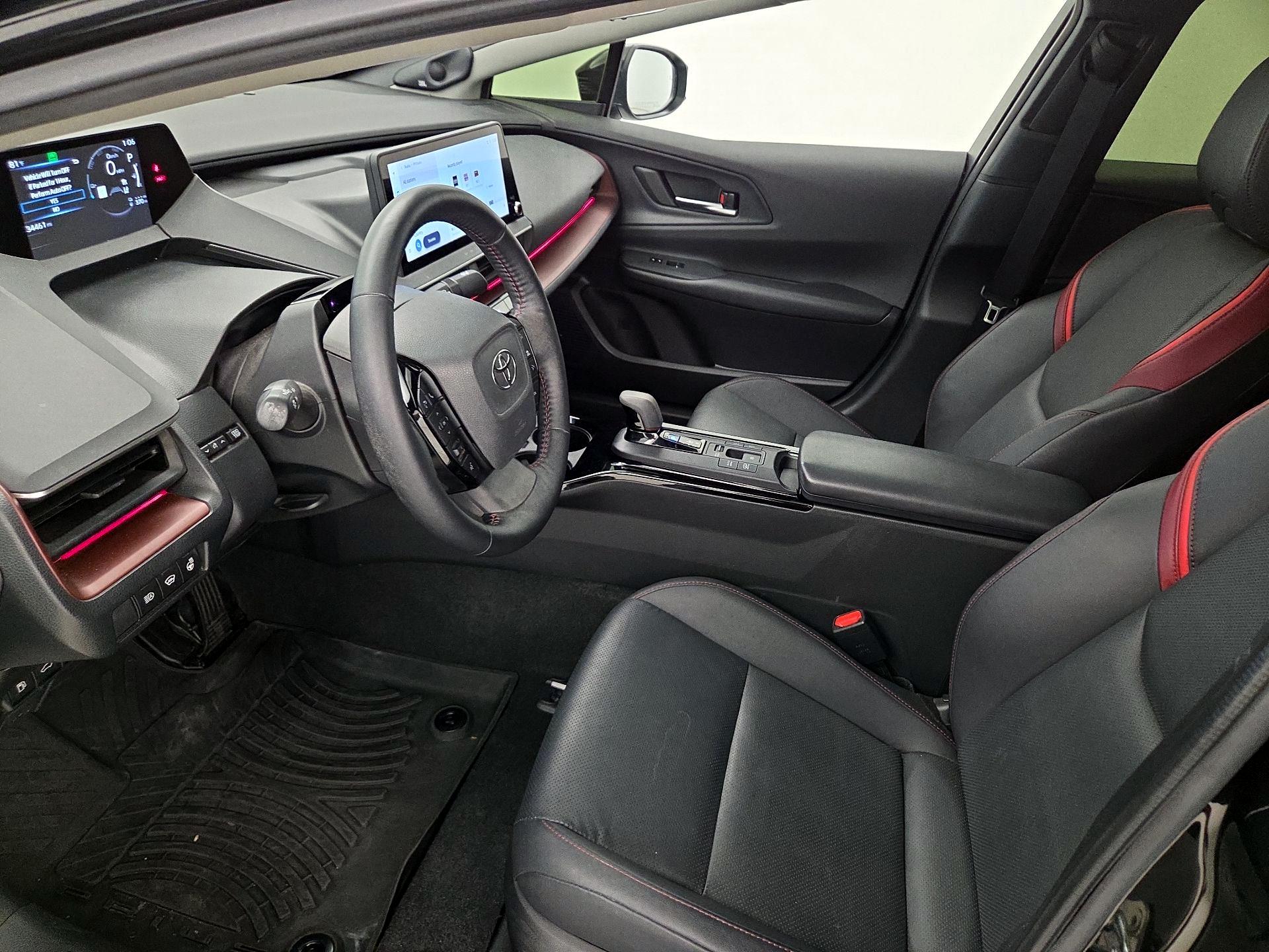 Thumbnail: 2024 Toyota Prius Prime - 11