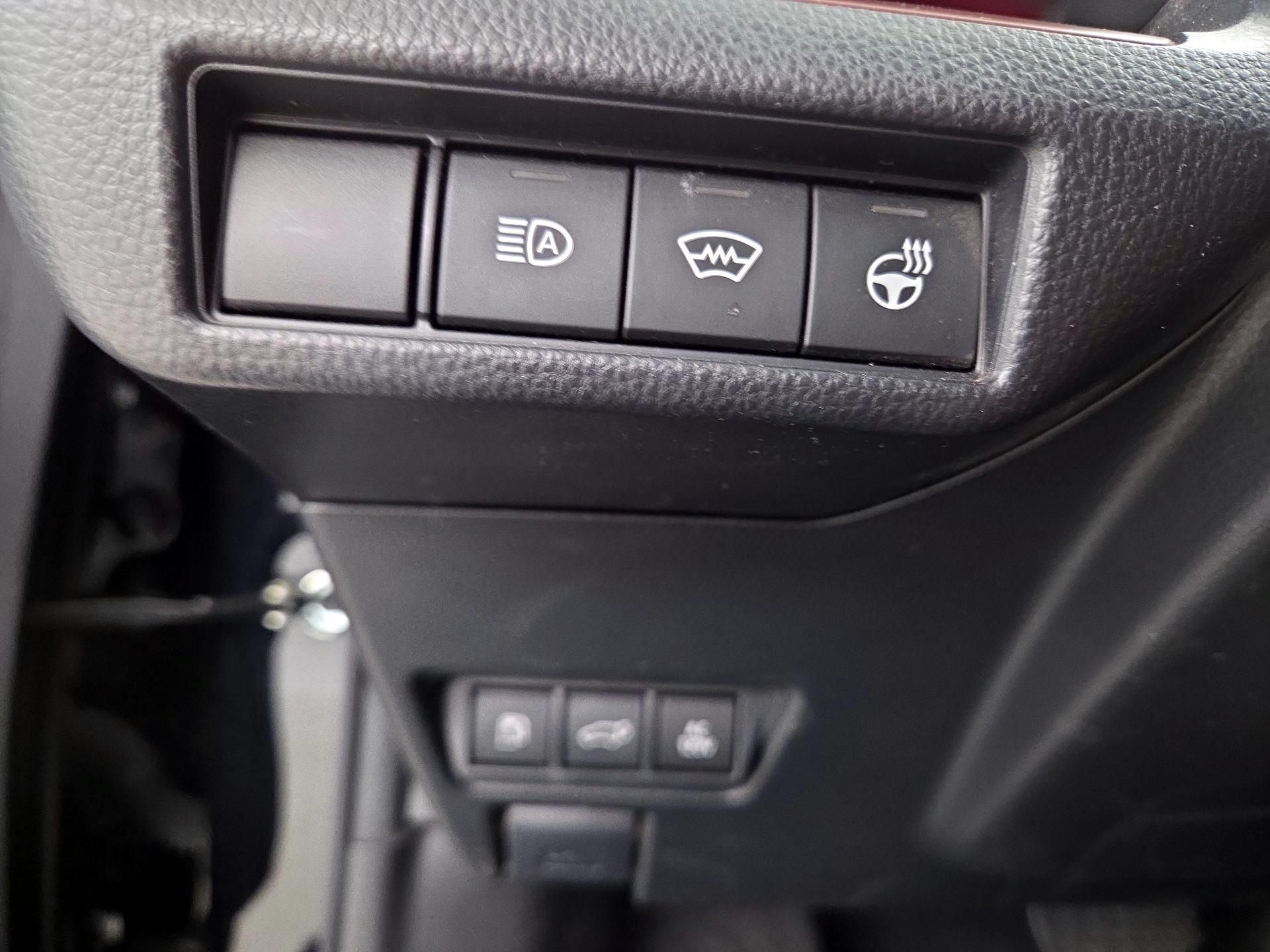 Thumbnail: 2024 Toyota Prius Prime - 13