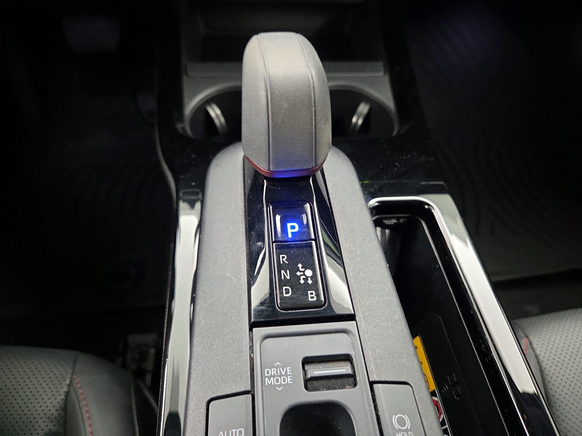 Thumbnail: 2024 Toyota Prius Prime - 17