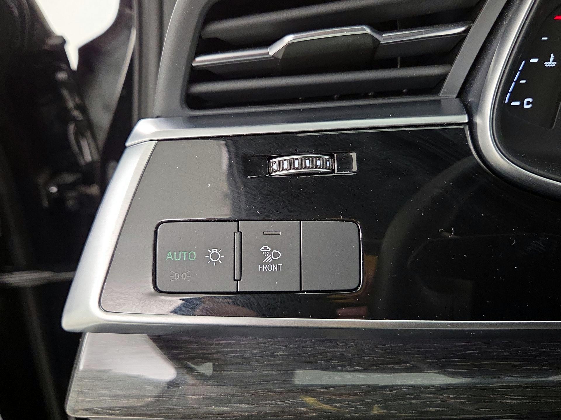 Thumbnail: 2024 Audi Q7 - 13