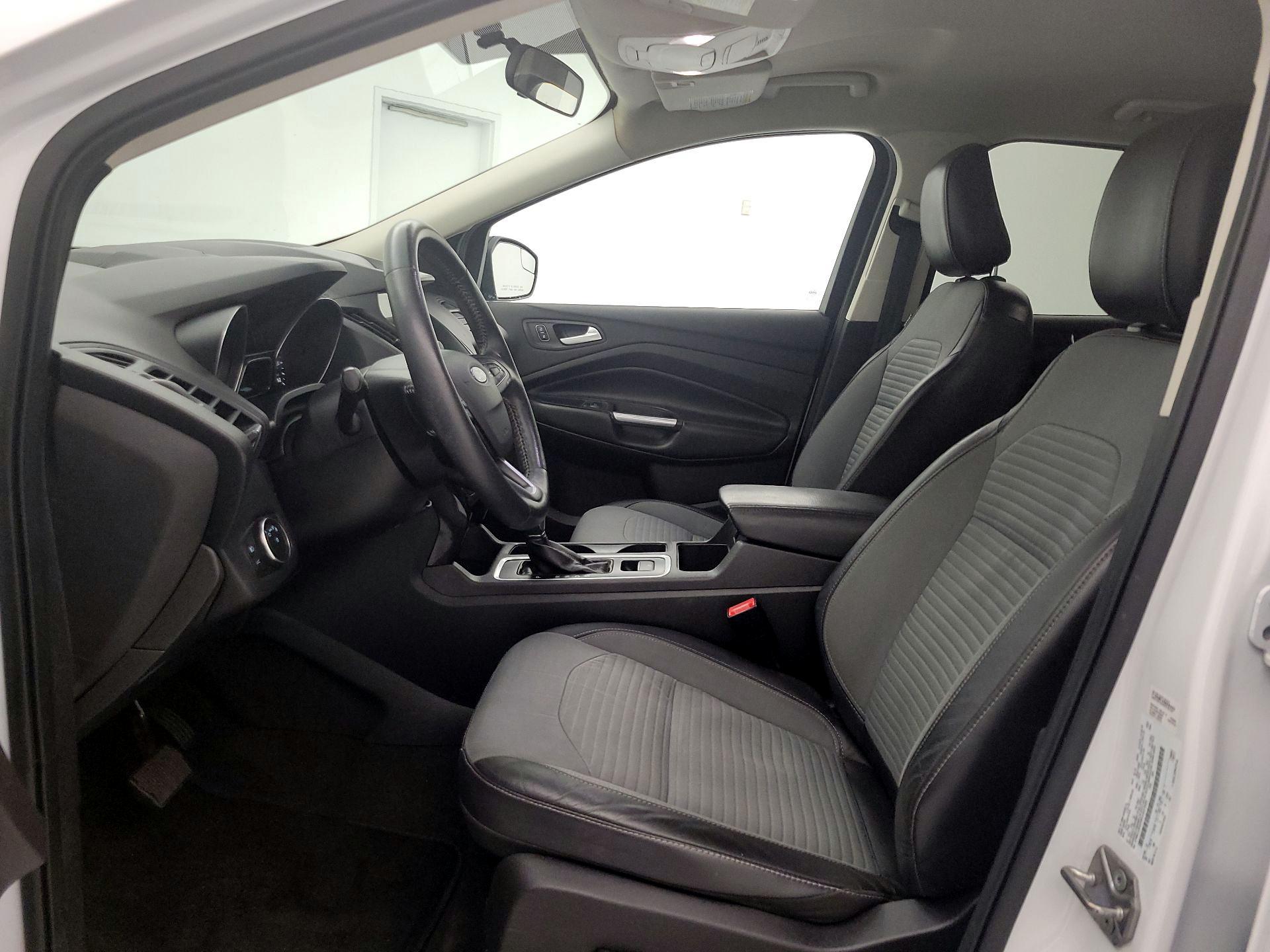 Thumbnail: 2019 Ford Escape - 11