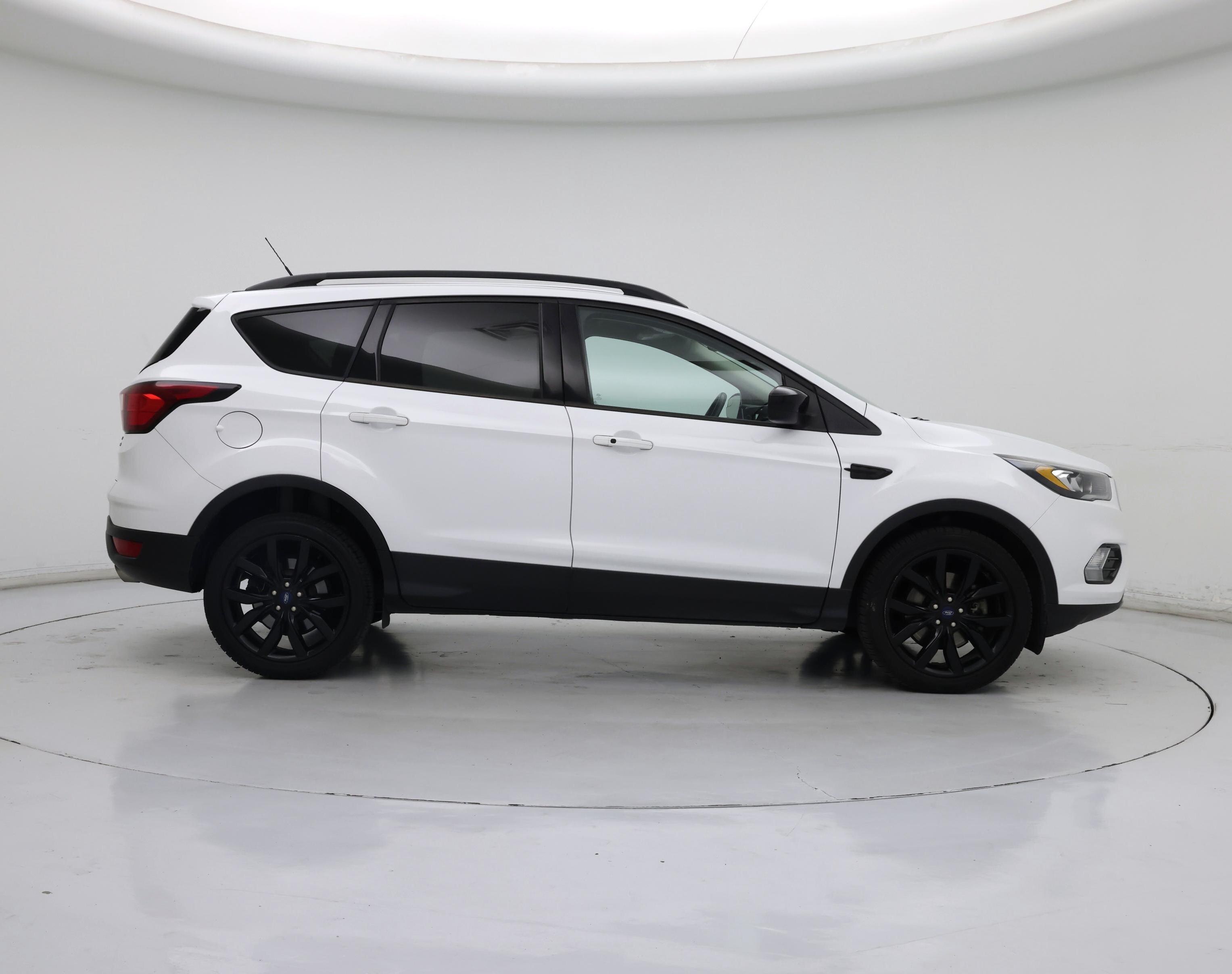 Thumbnail: 2019 Ford Escape - 7