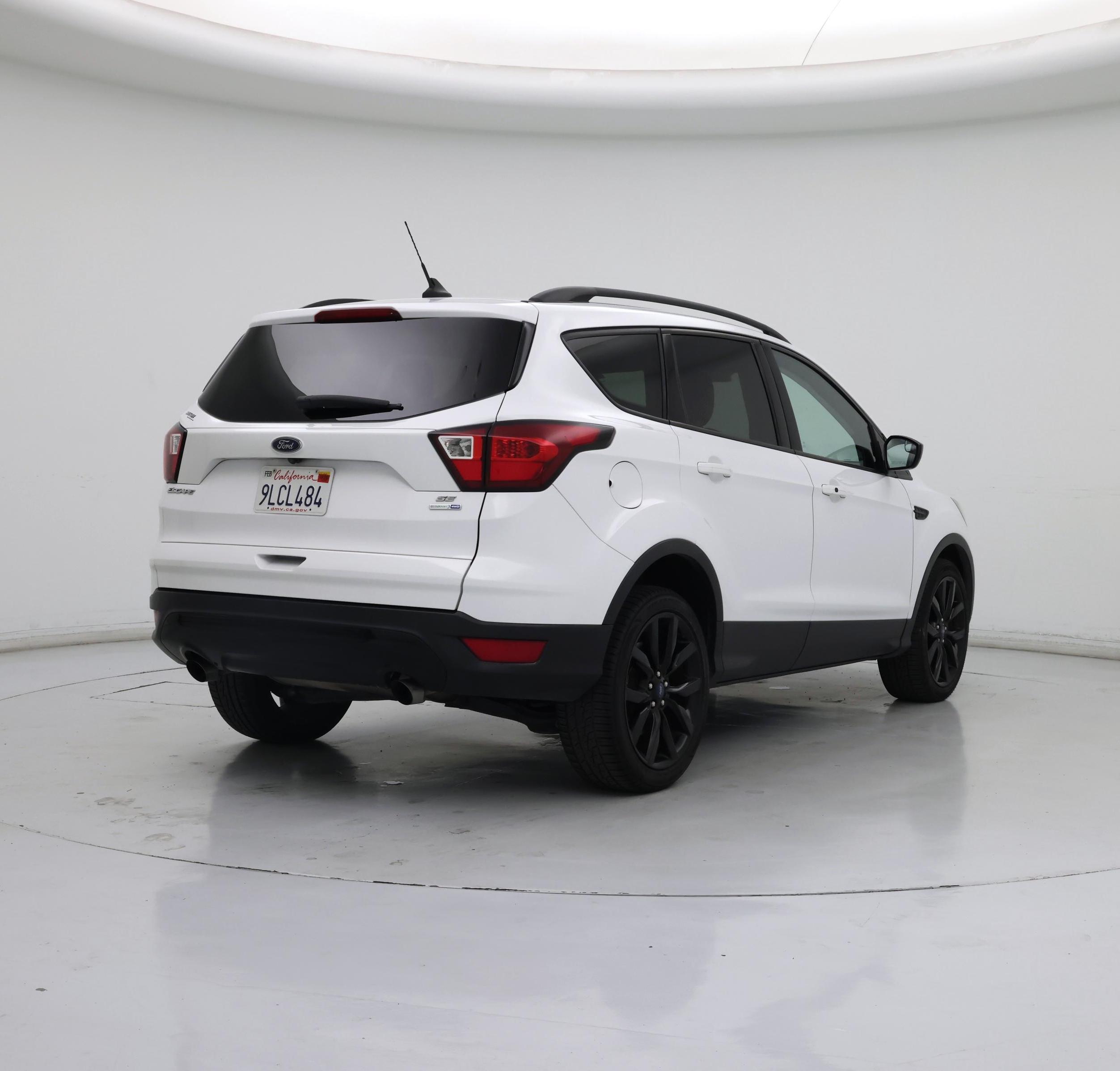 Thumbnail: 2019 Ford Escape - 8