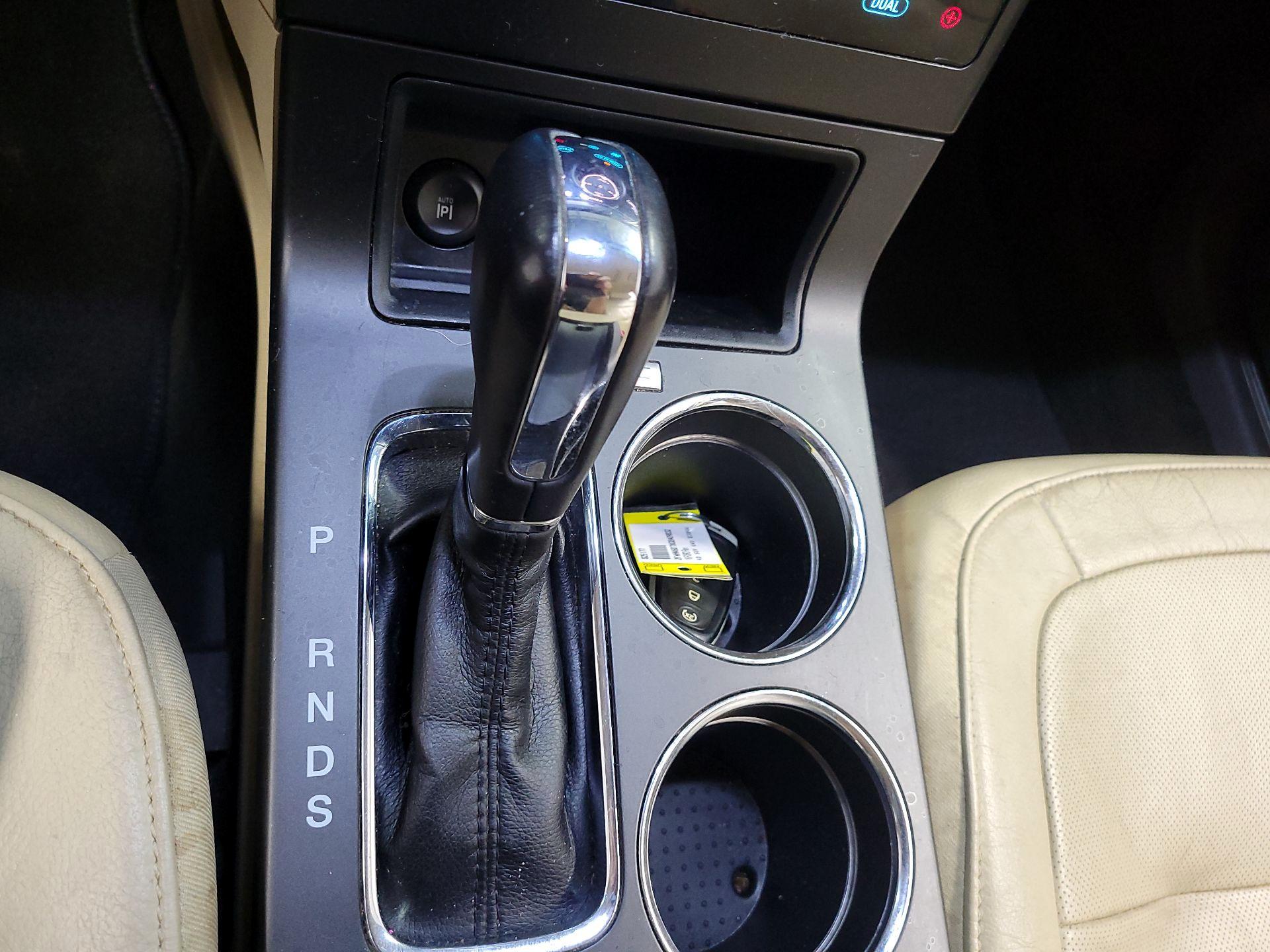 Thumbnail: 2016 Ford Flex - 16