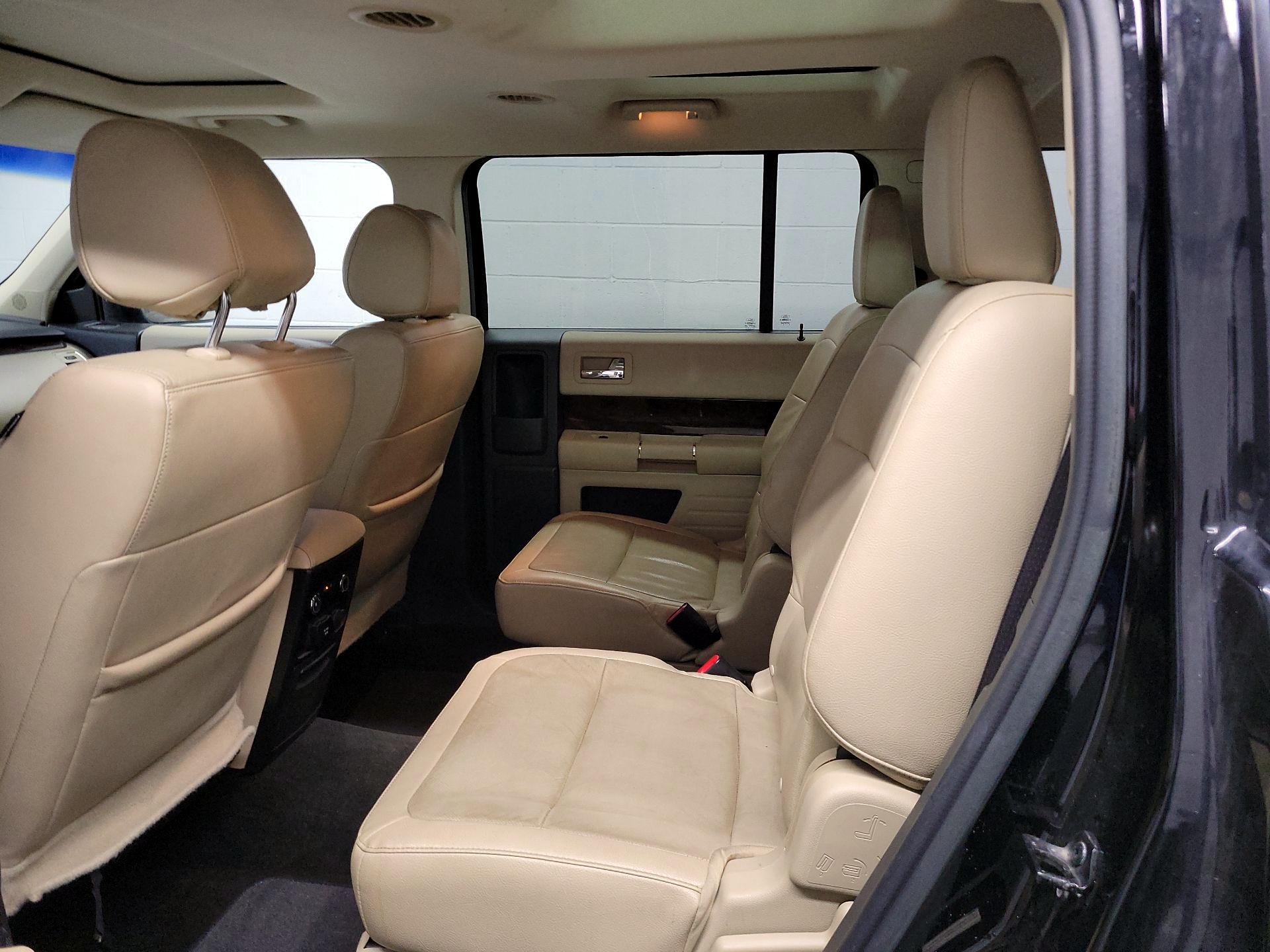 Thumbnail: 2016 Ford Flex - 17