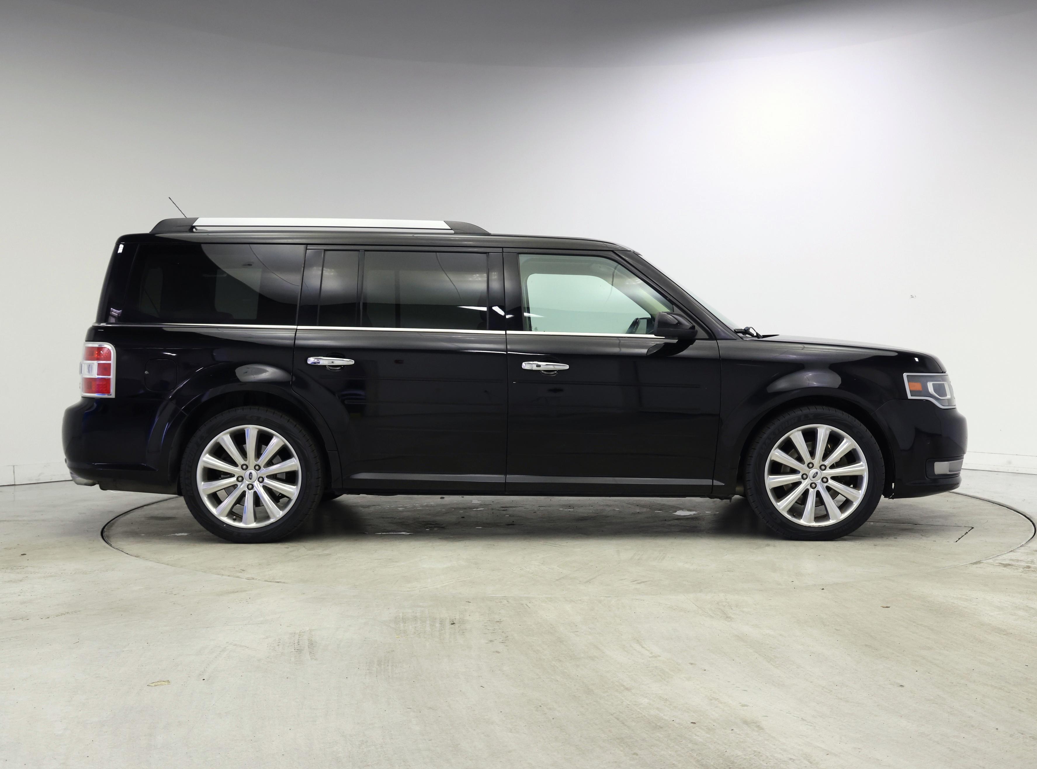 Thumbnail: 2016 Ford Flex - 7