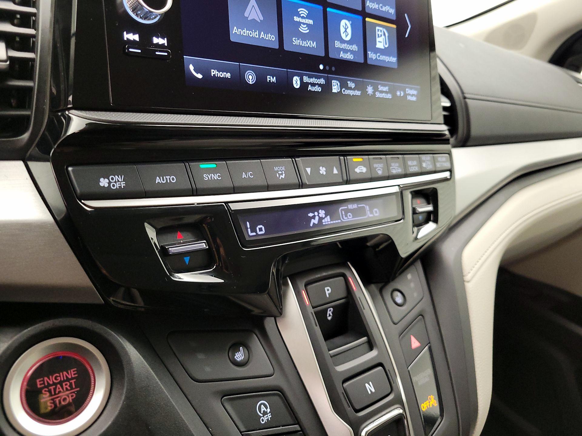 Thumbnail: 2025 Honda Odyssey - 16