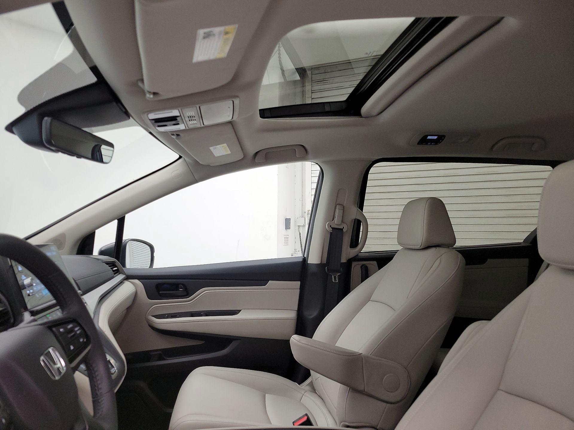 Thumbnail: 2025 Honda Odyssey - 19